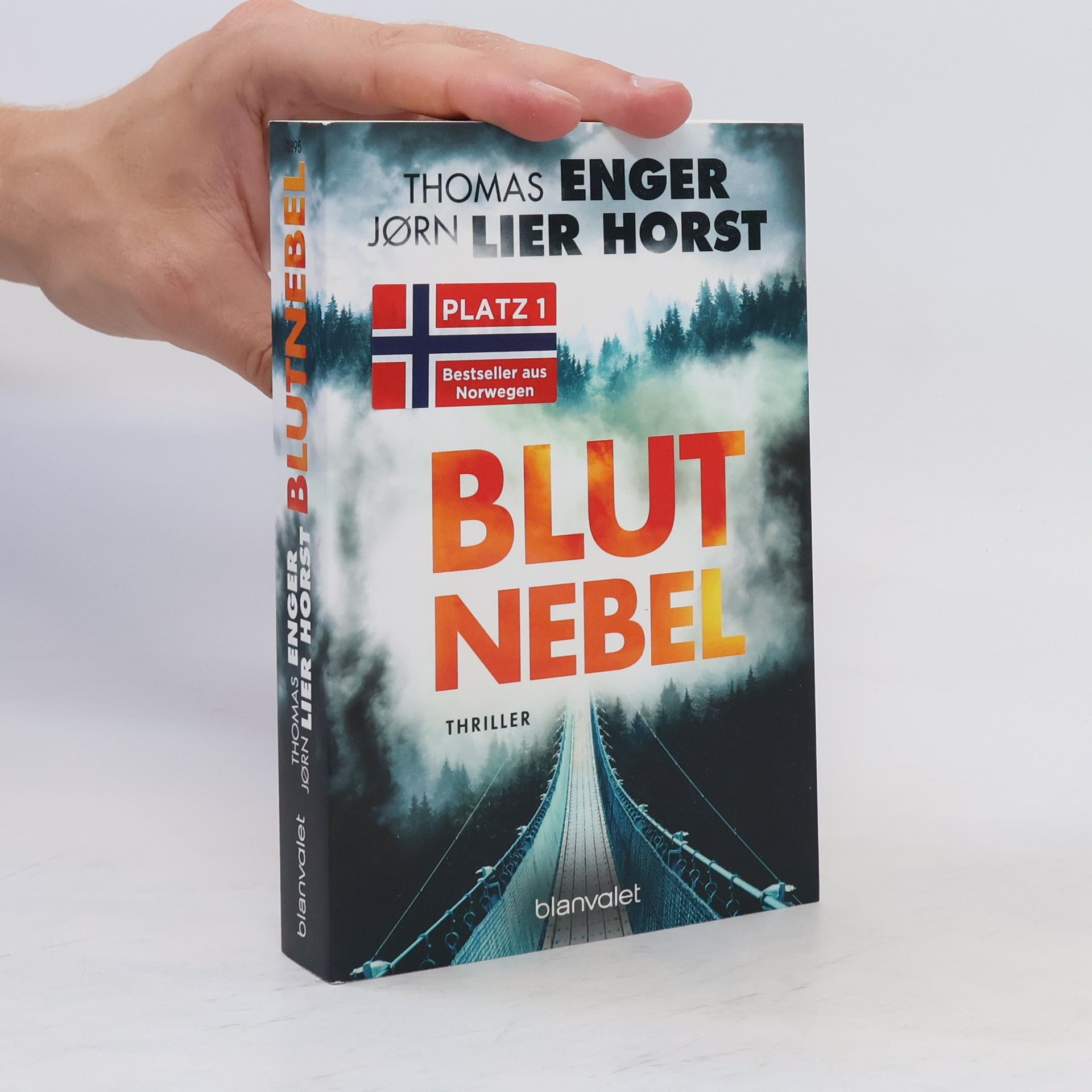 Thomas Enger Blutnebel