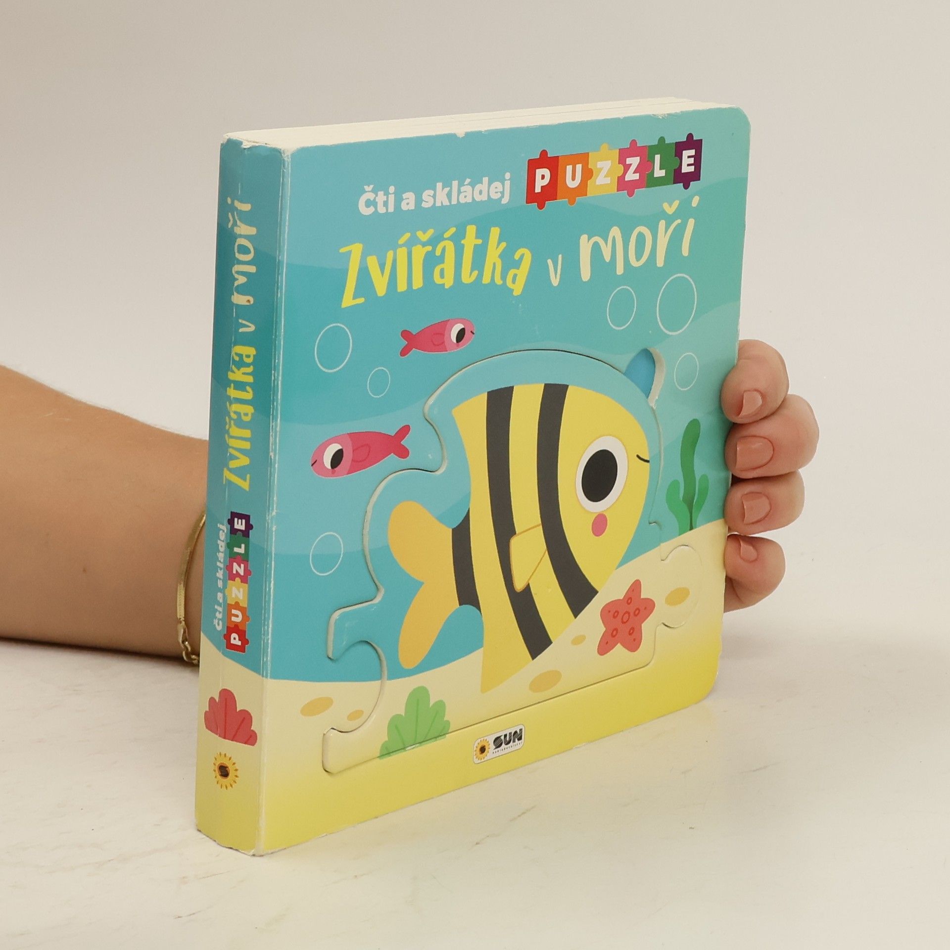 kolektiv Čti a skládej puzzle. Zvířátka v moři