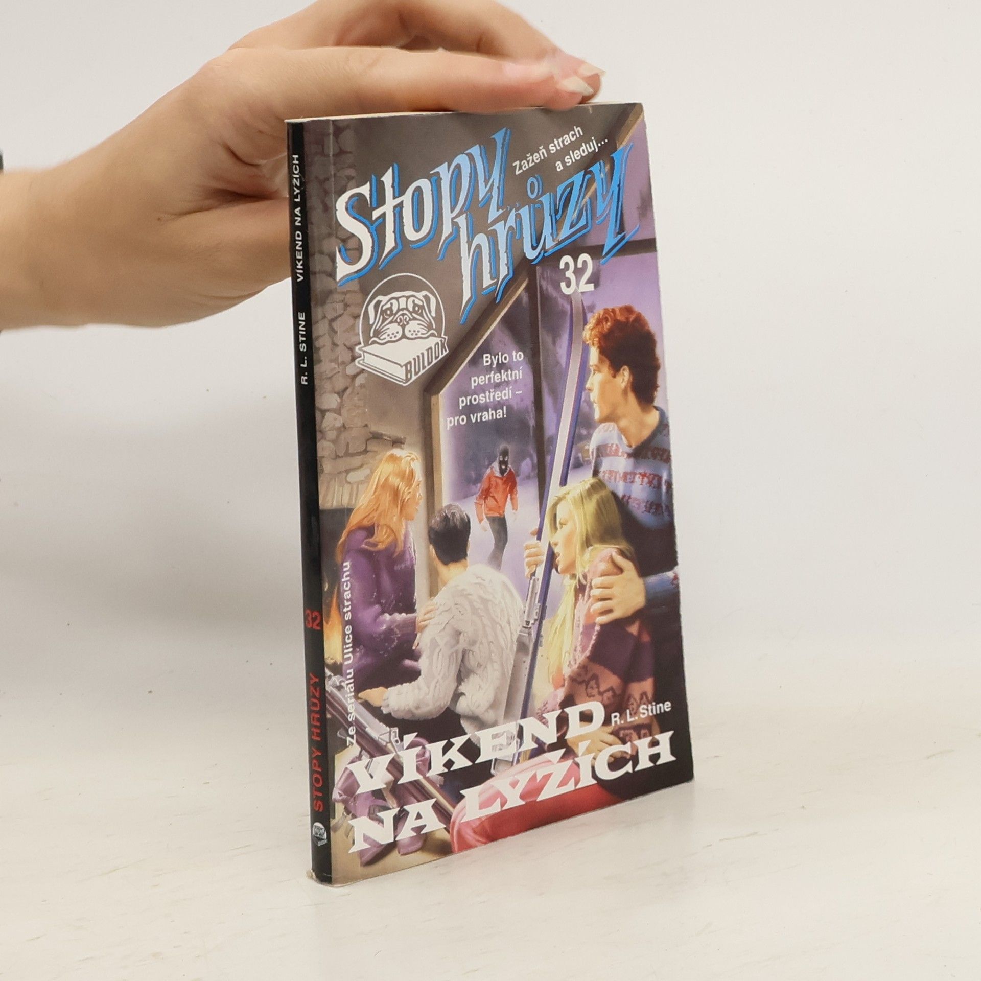 R. L. Stine Víkend na lyžích. Stopy hrůzy 32