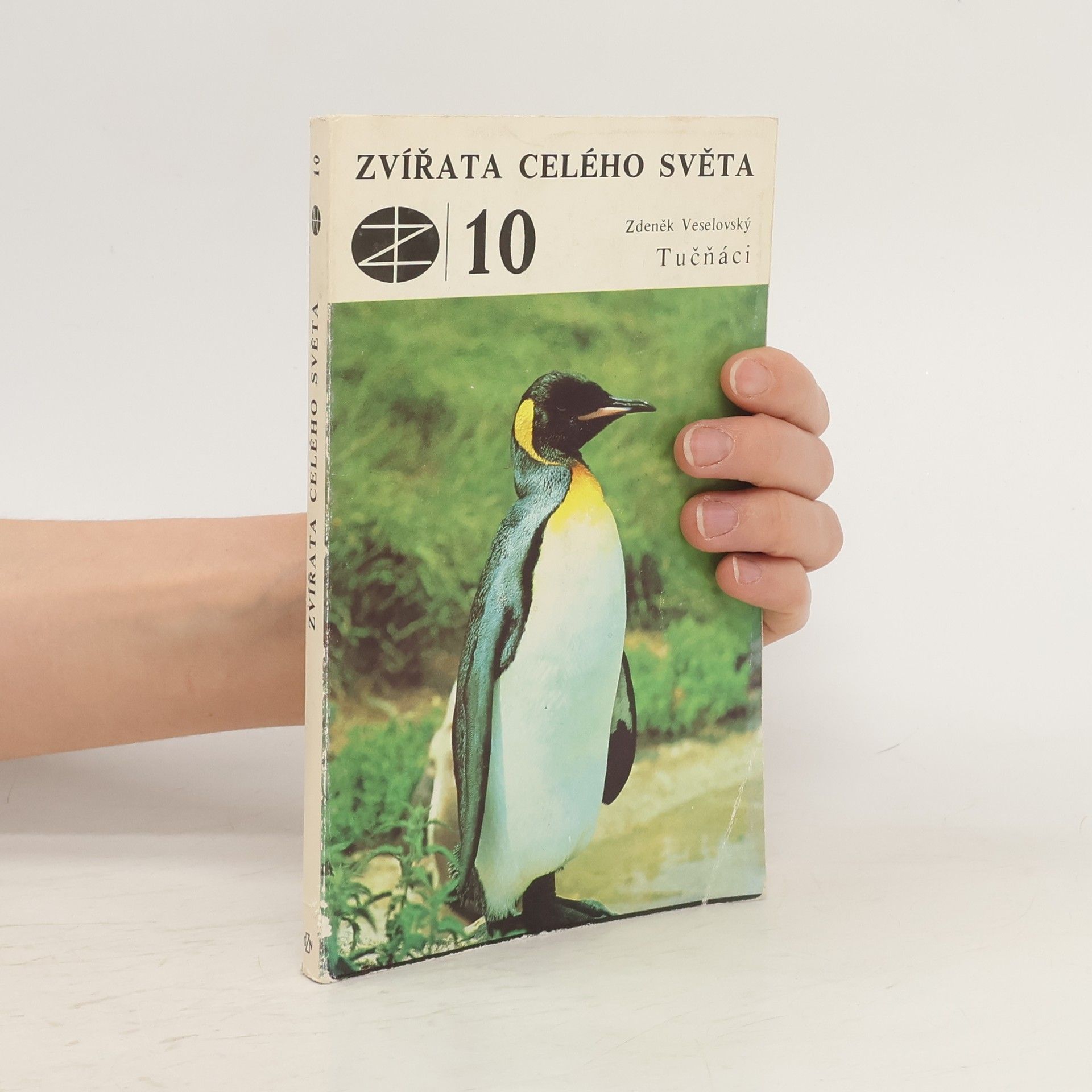 Zdeněk Veselovský Zvířata celého světa 10. Tučňáci