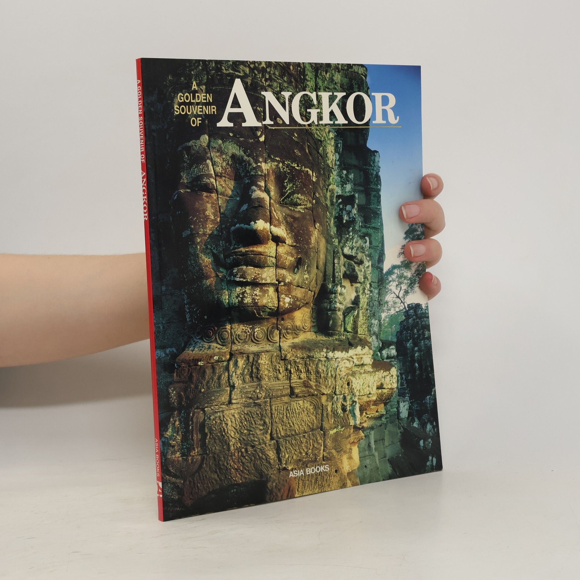 Michael Freeman A golden souvenir of Angkor