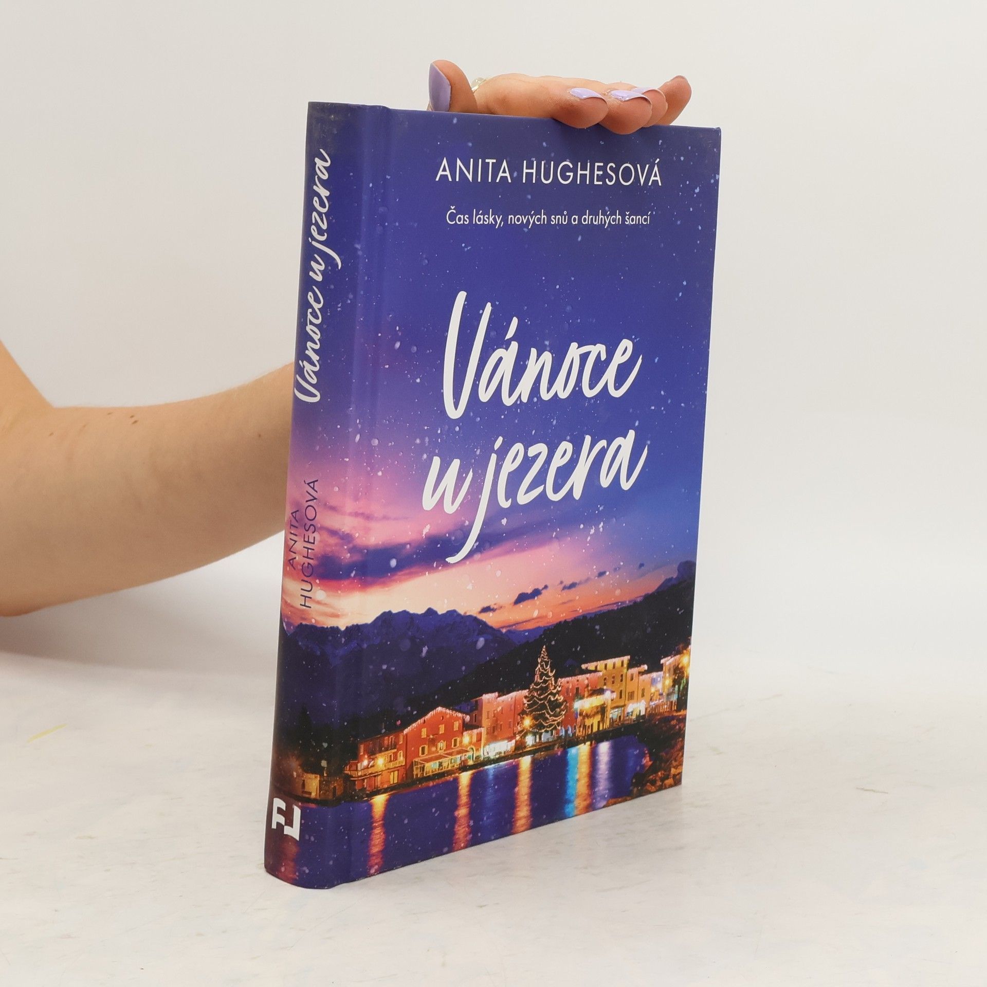 Hughes Anita Vánoce u jezera