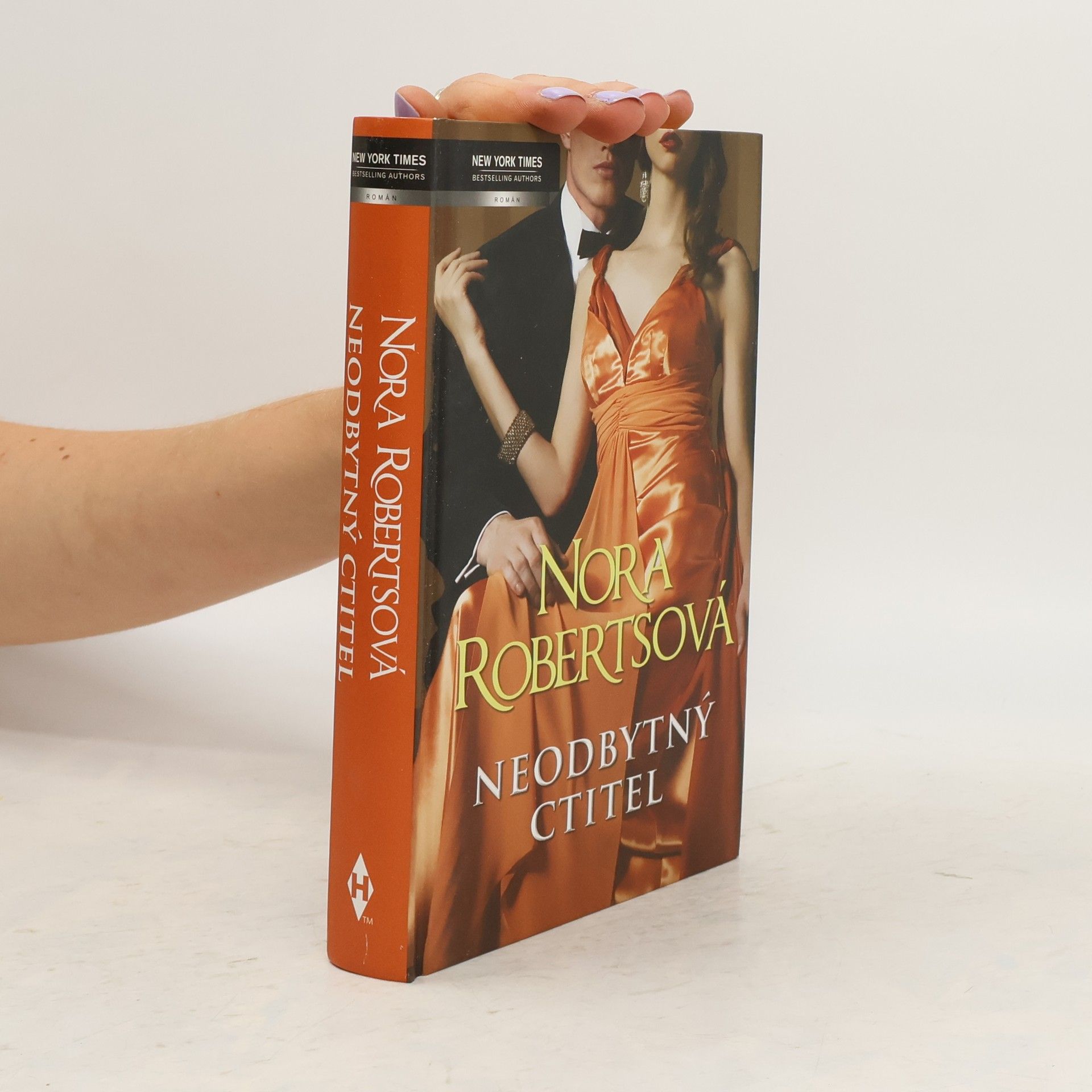 Nora Roberts Neodbytný ctitel