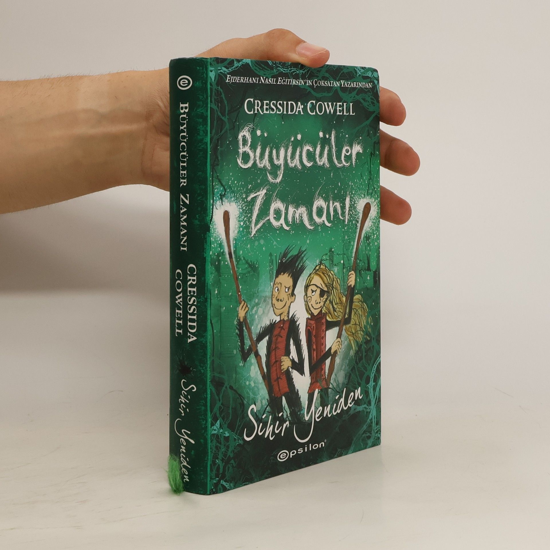 Cressida Cowell Büyücüler Zamani