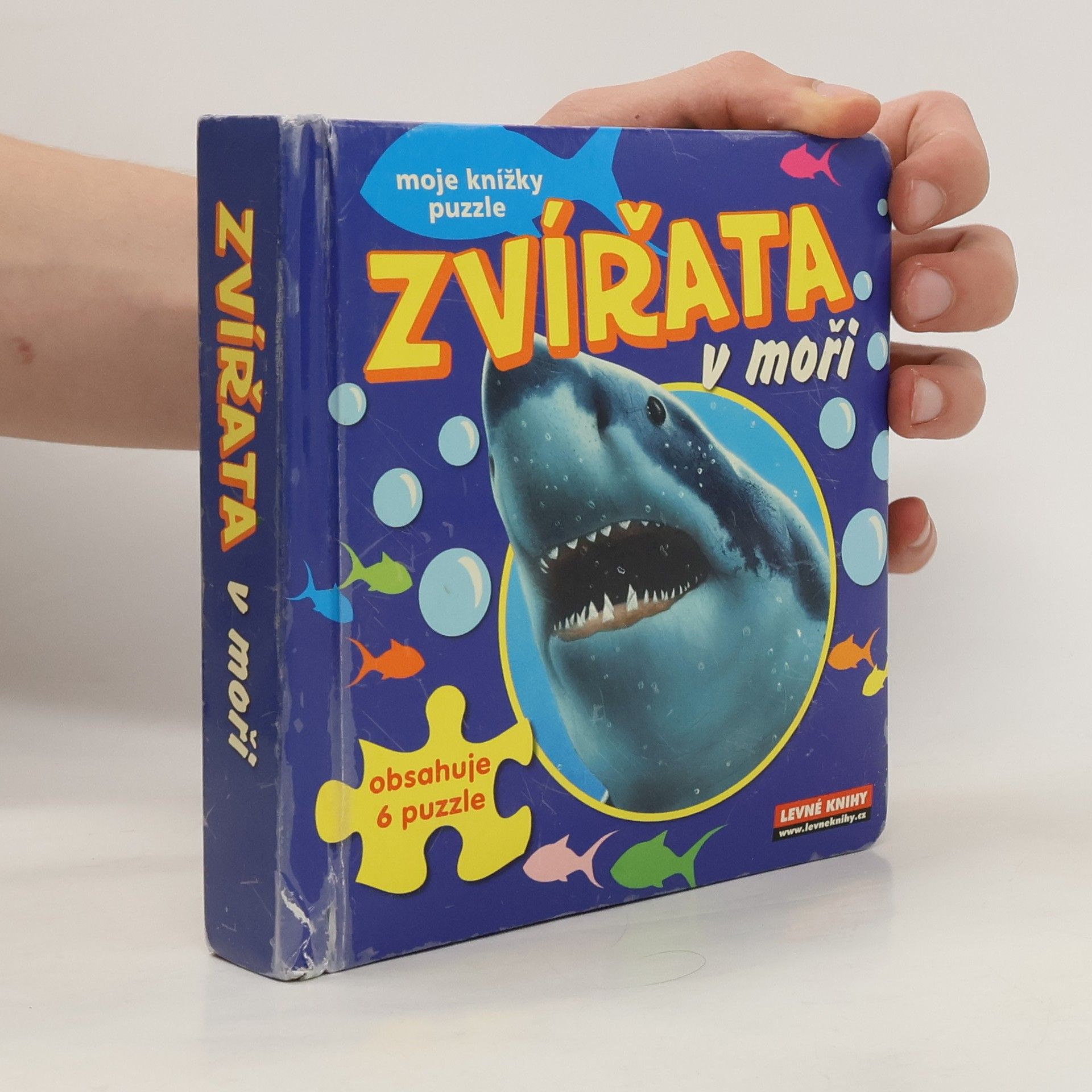 AA.VV. Zvířata v moři
