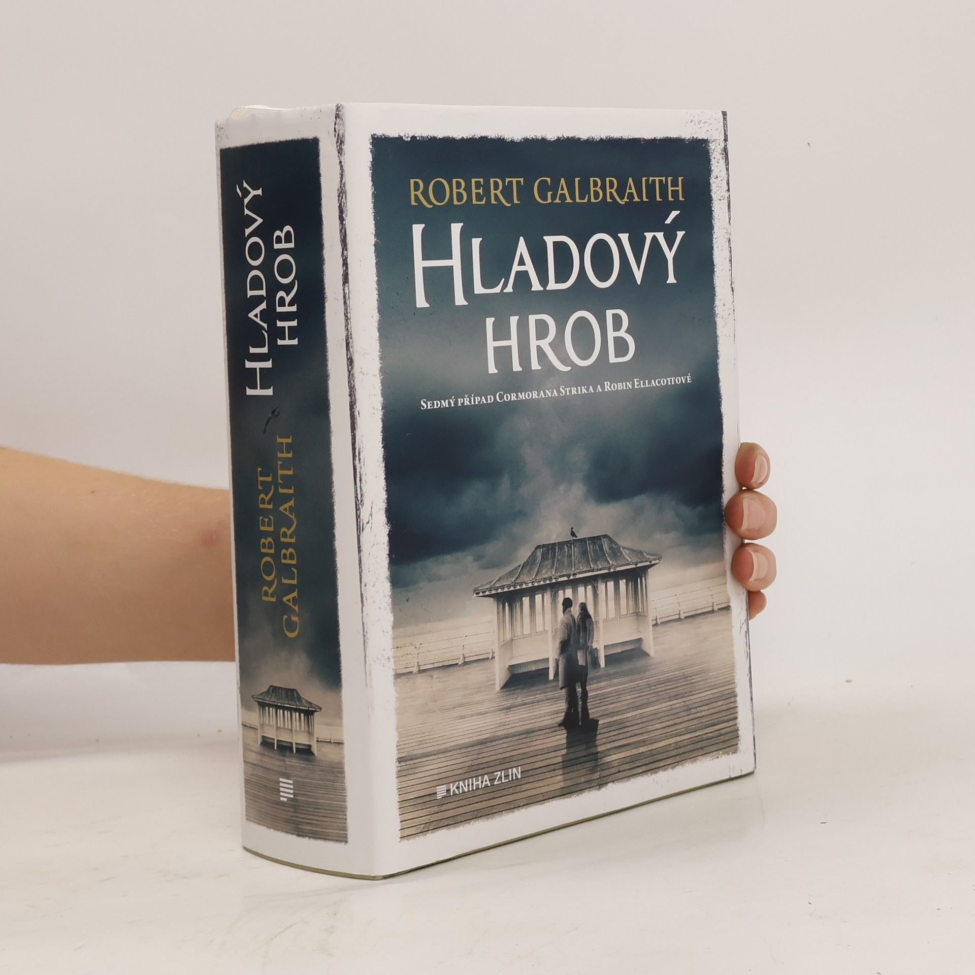 Robert Gelbreyt Hladový hrob
