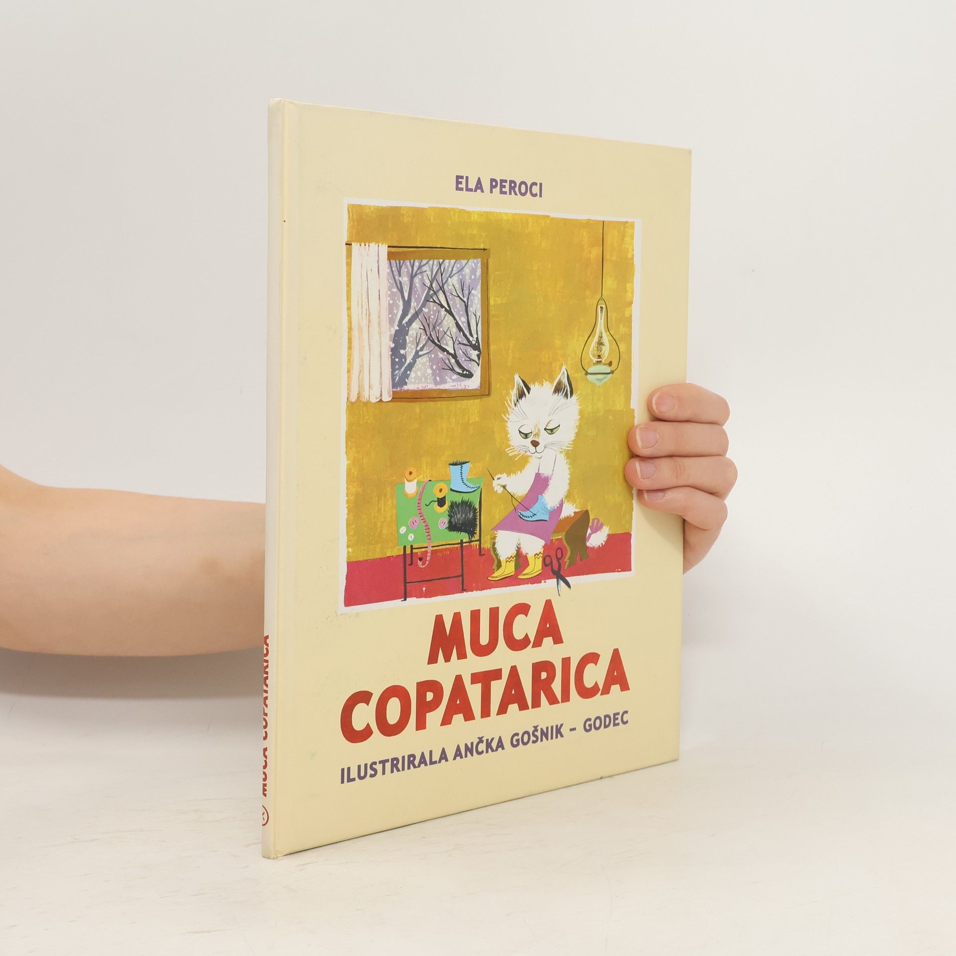 Ela Peroci Muca Copatarica