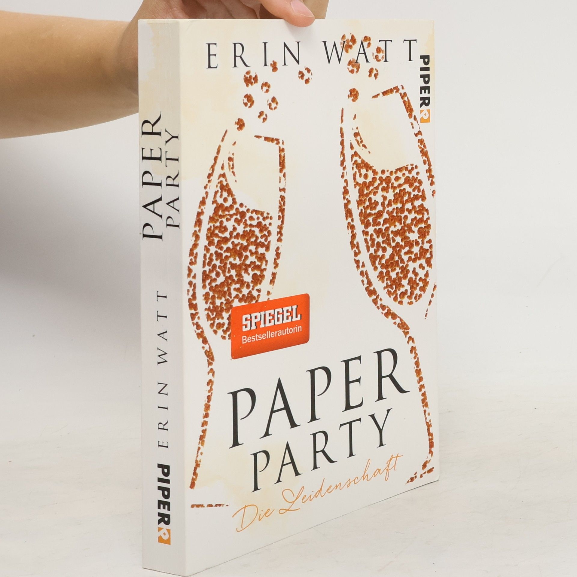 Elle Kennedy Paper Party