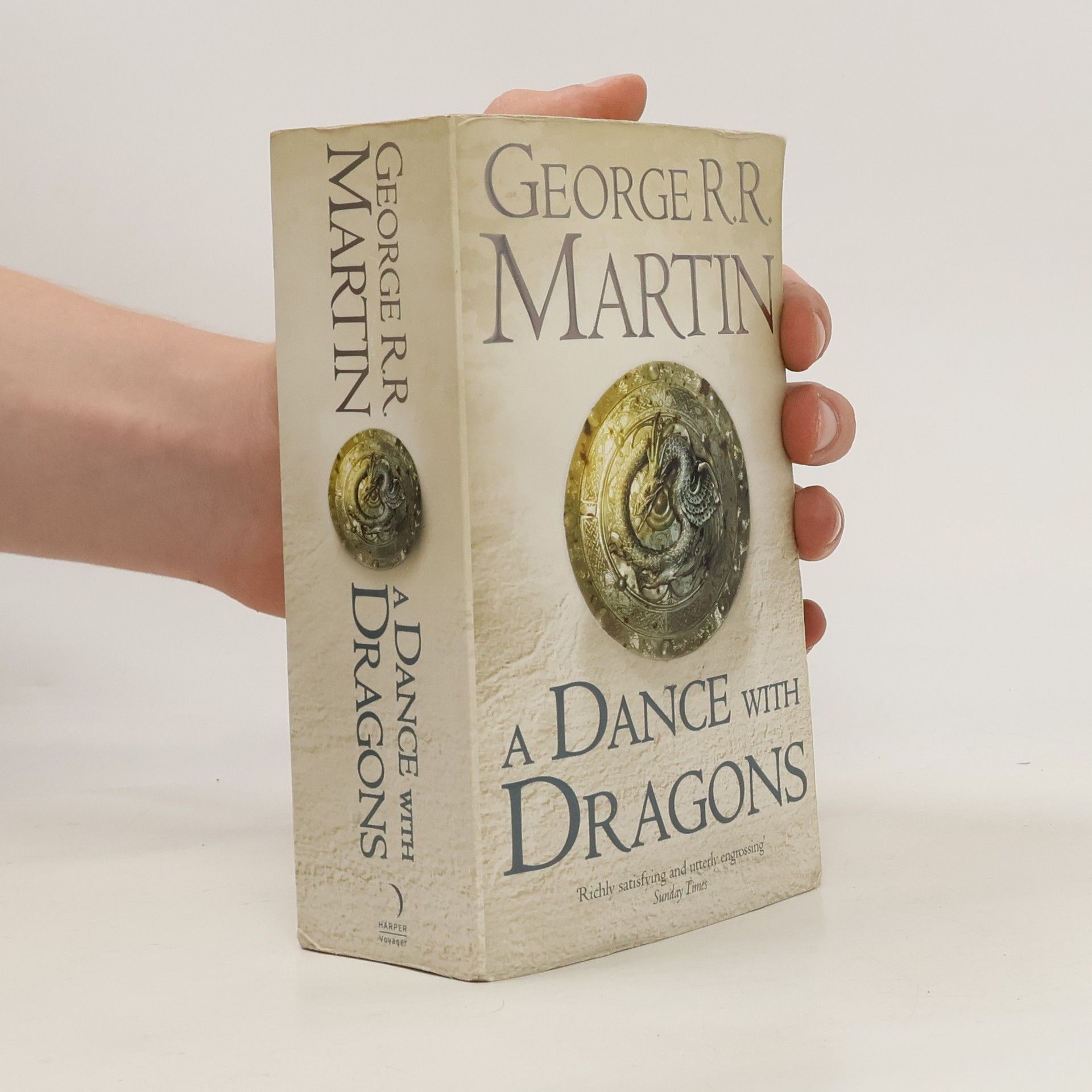 George R. R. Martin A dance with dragons