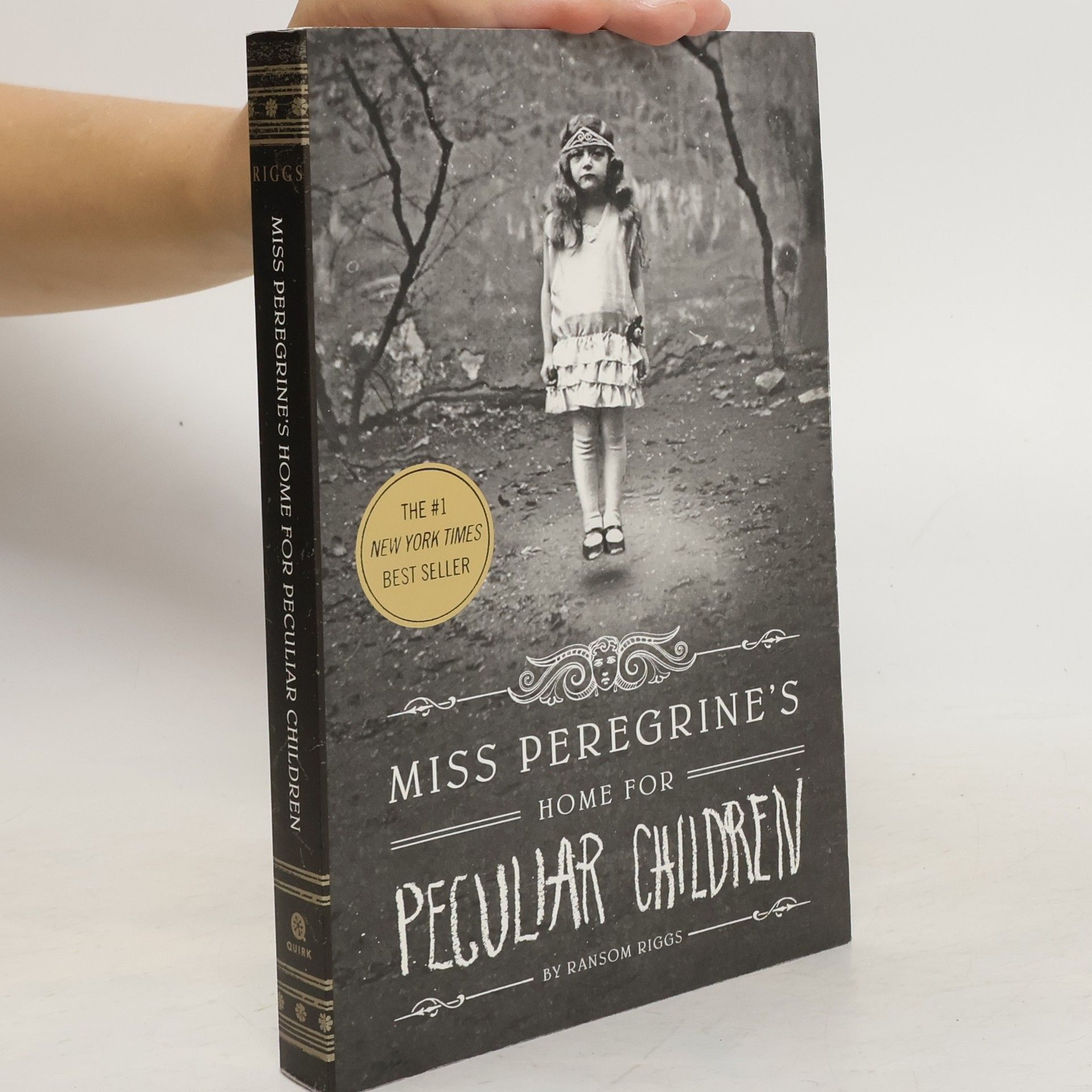 Ransom Riggs Miss Peregrine's Home for Peculiar Children