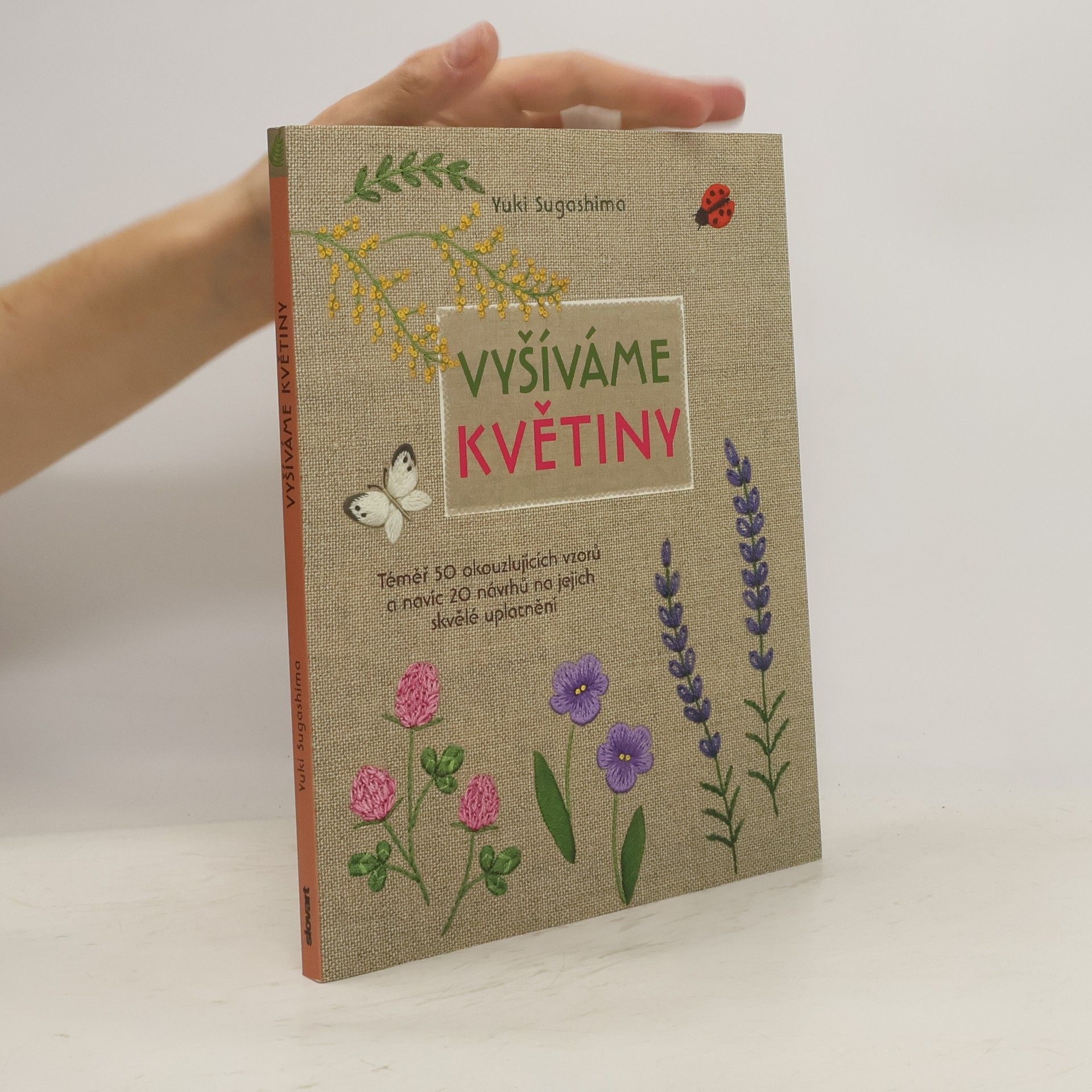 Yuki Sugashima Vyšíváme květiny