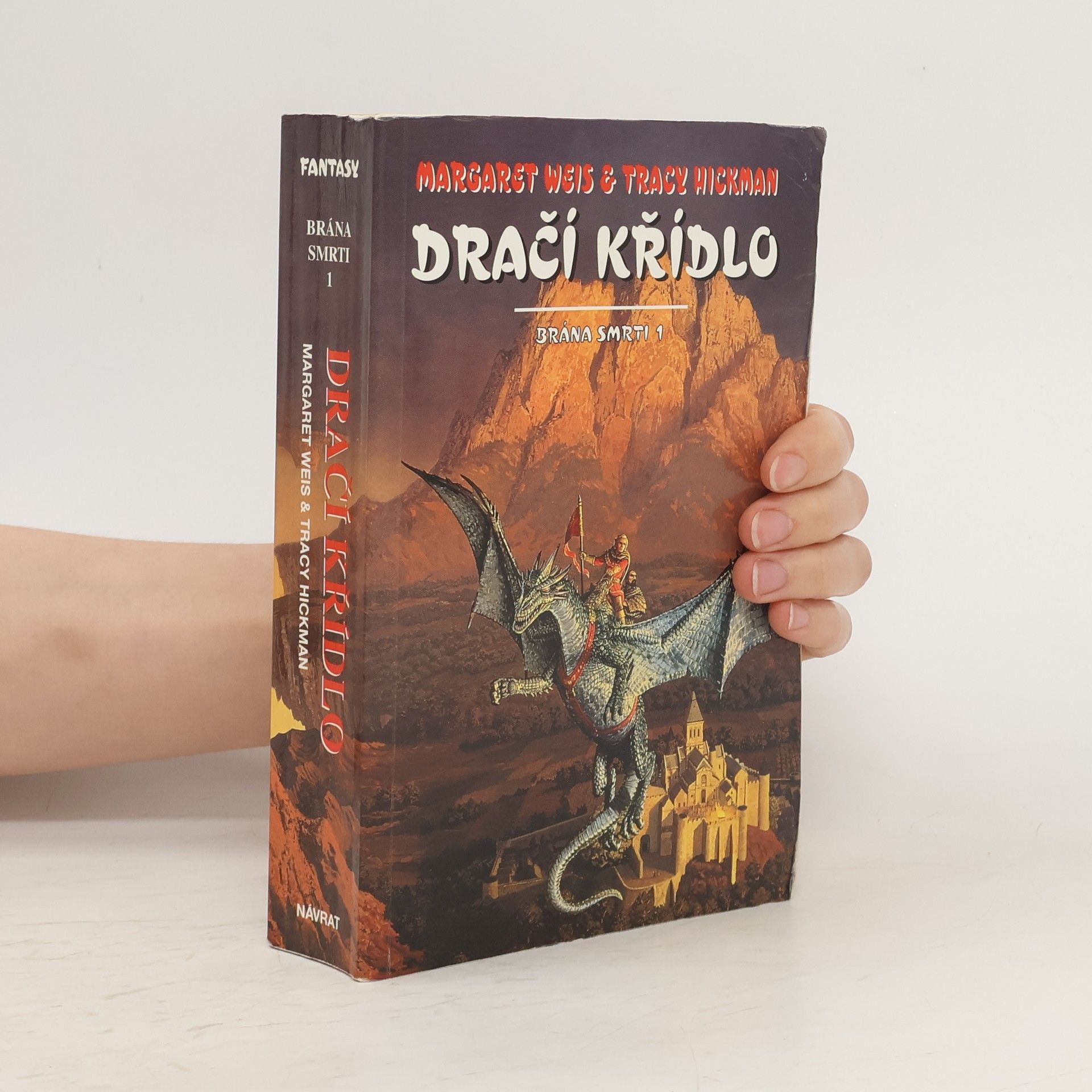 Margaret Weis Brána smrti 1. Dračí křídlo