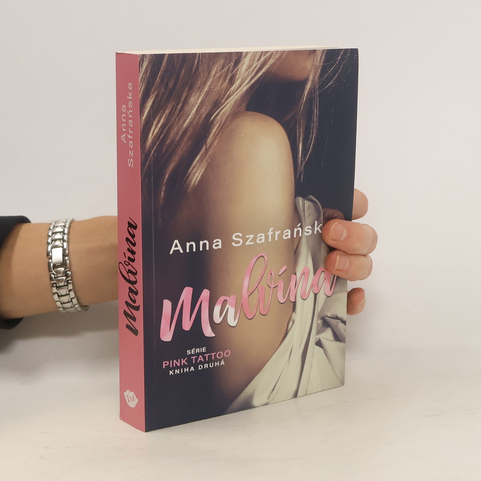 Anna Szafrańska Pink Tattoo 2, Malvína