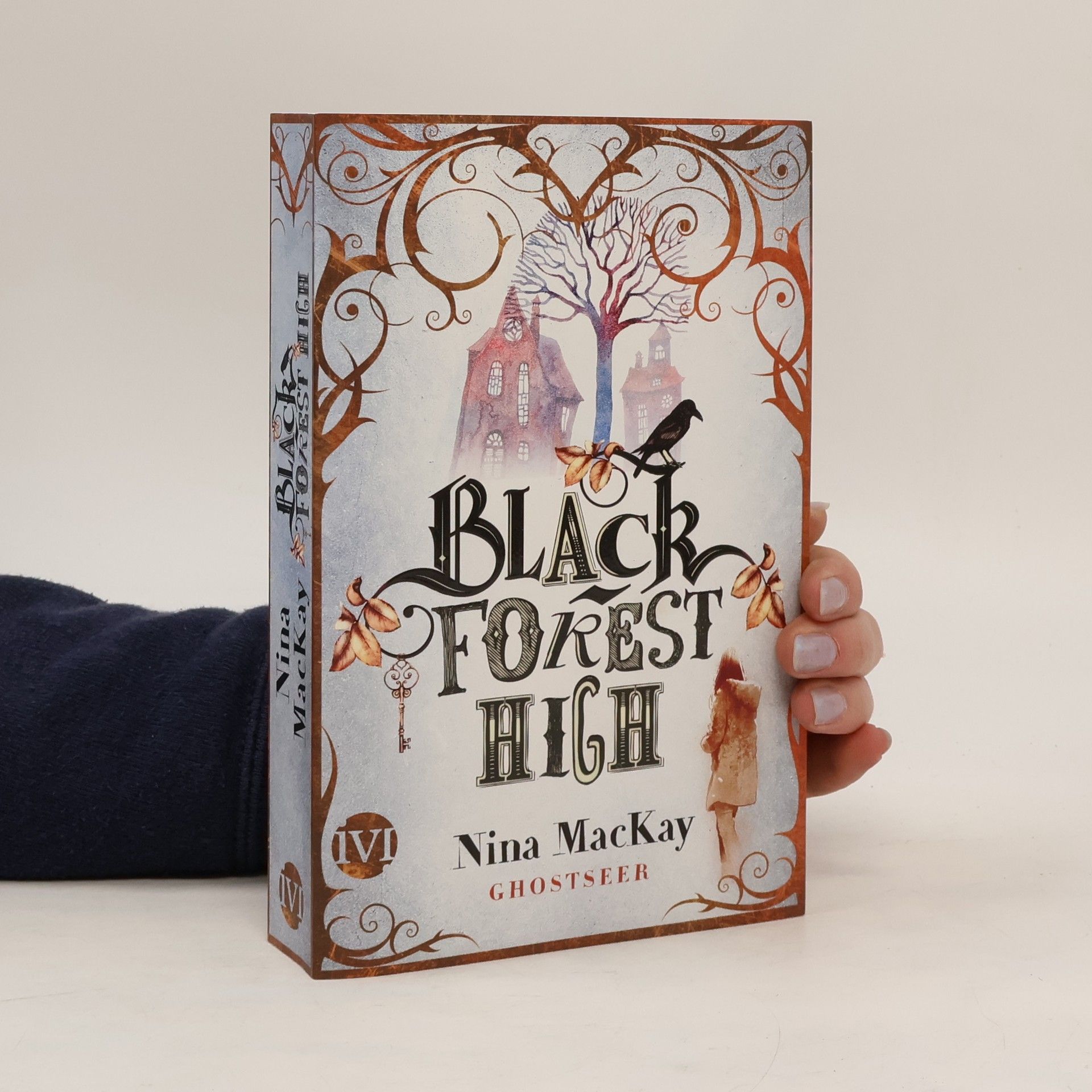 Nina MacKay Ghostseer