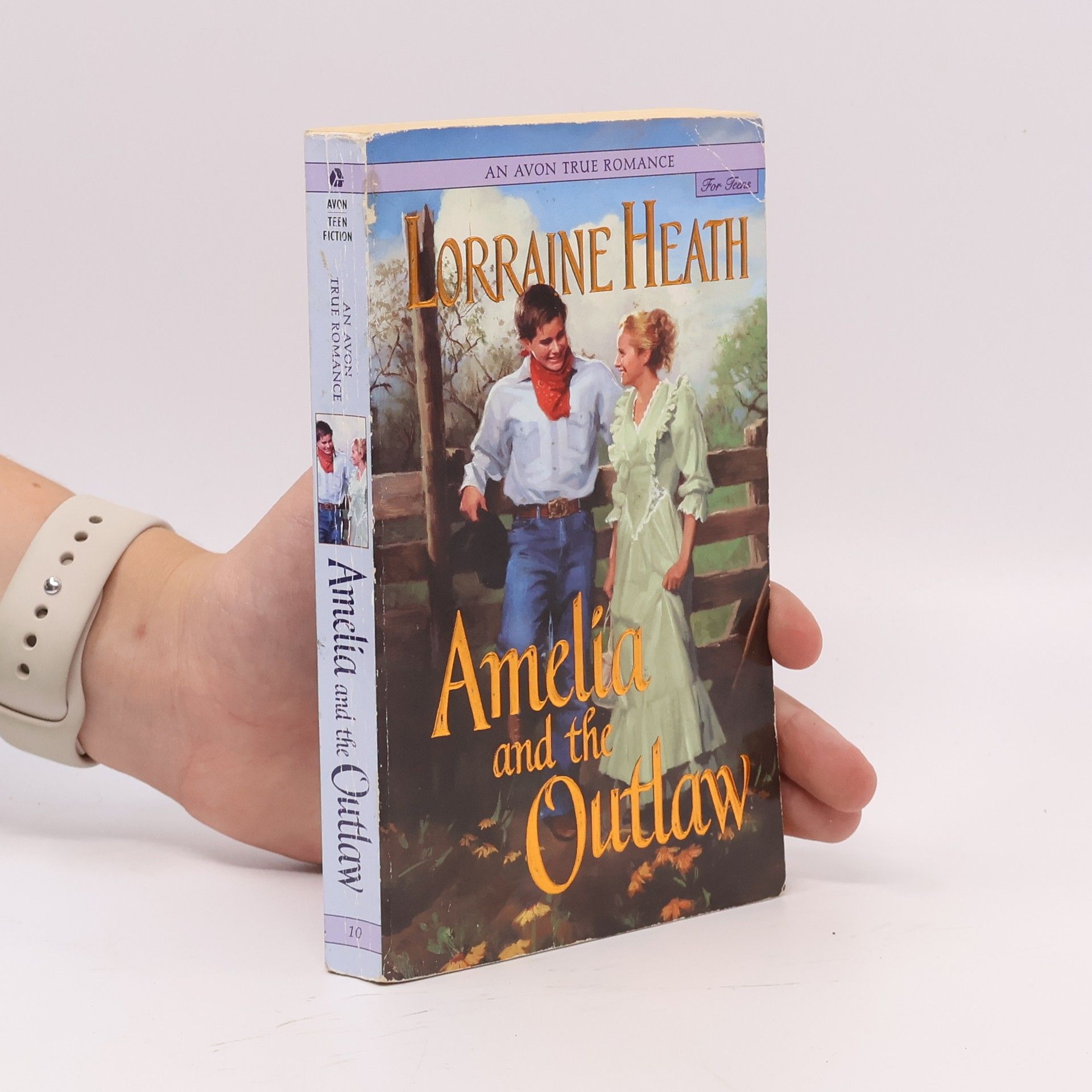 Lorraine Heath Amelia and the Outlaw
