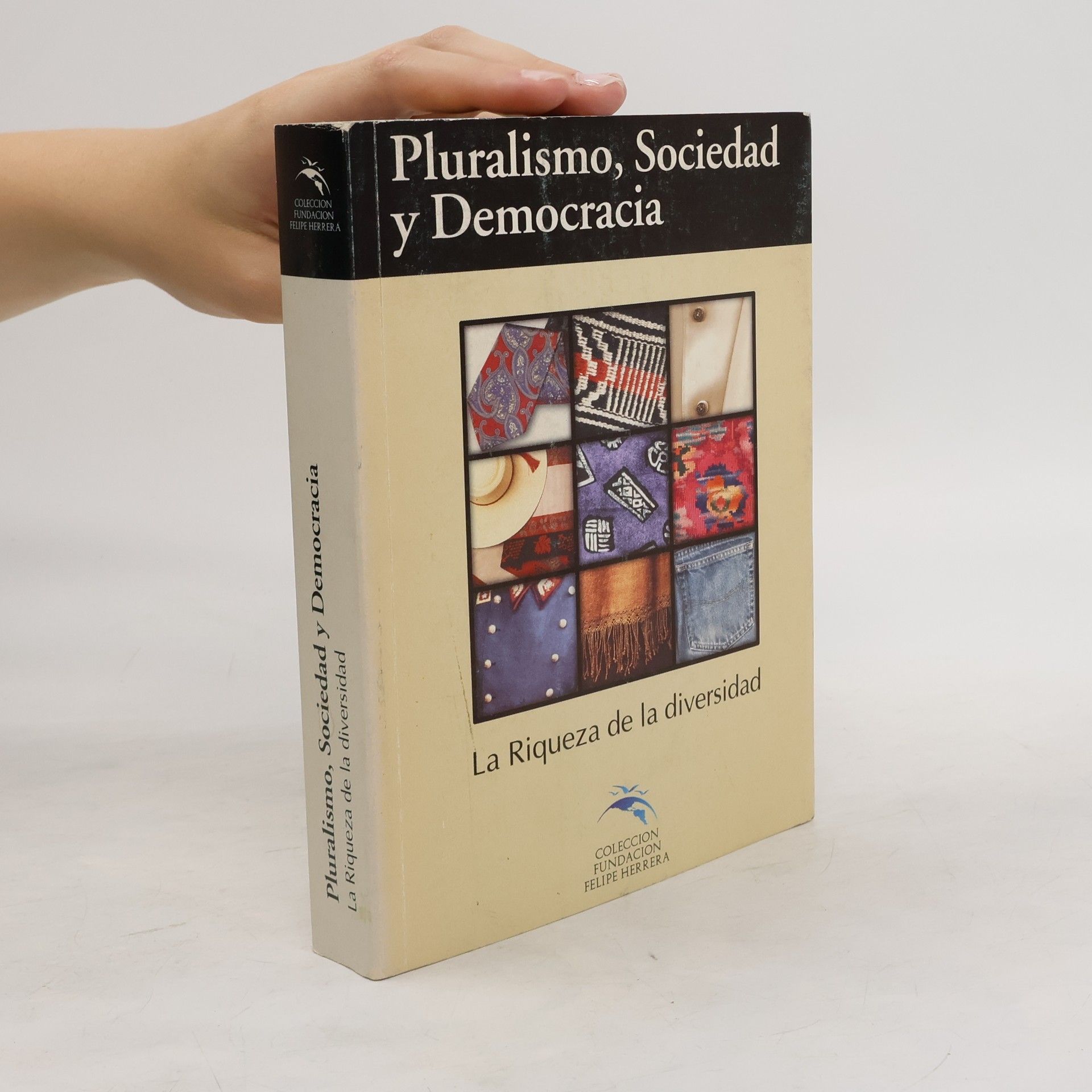Collective Pluralismo, sociedad y democracia