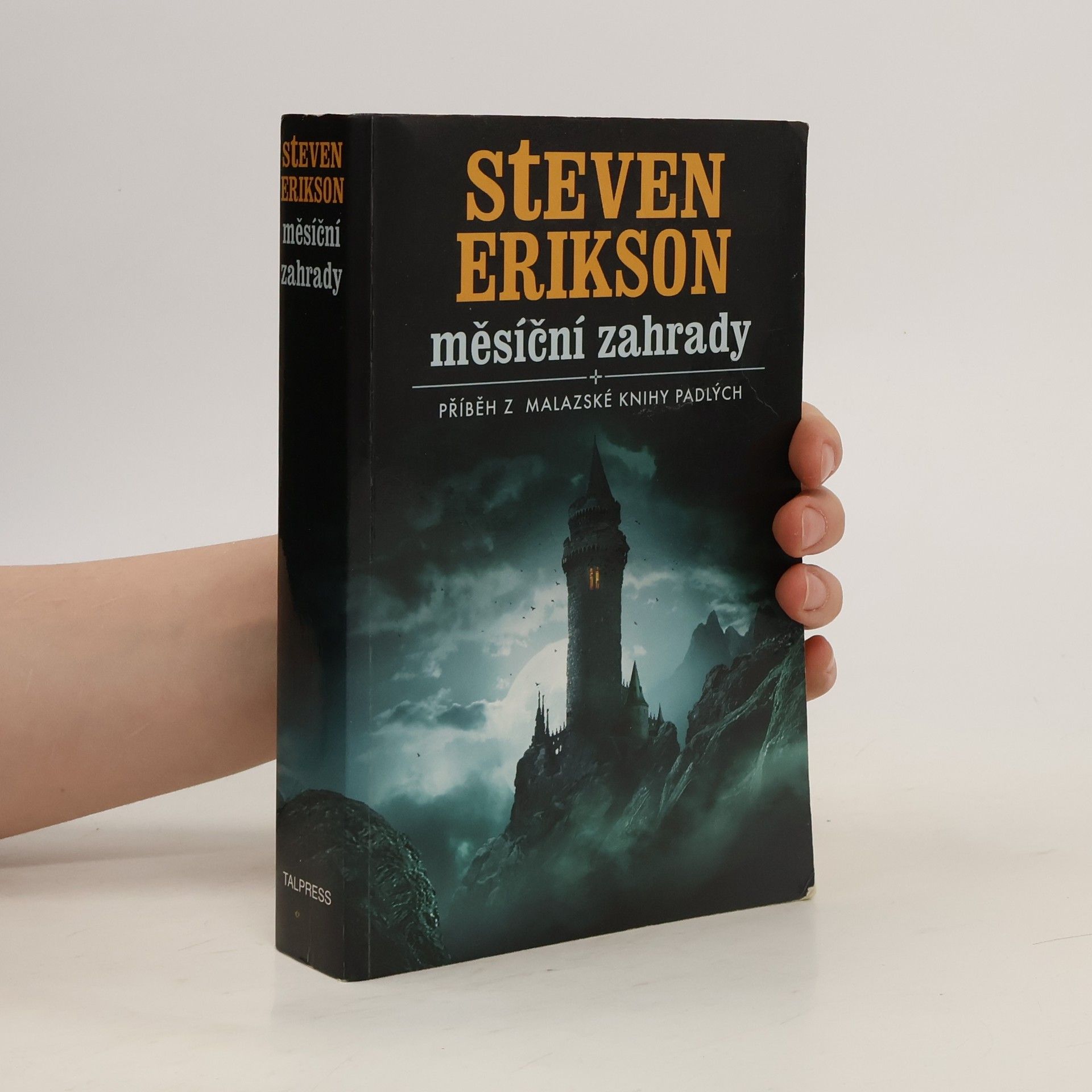 Dana Krejčová Měsíční zahrady : příběh z malazské Knihy padlých