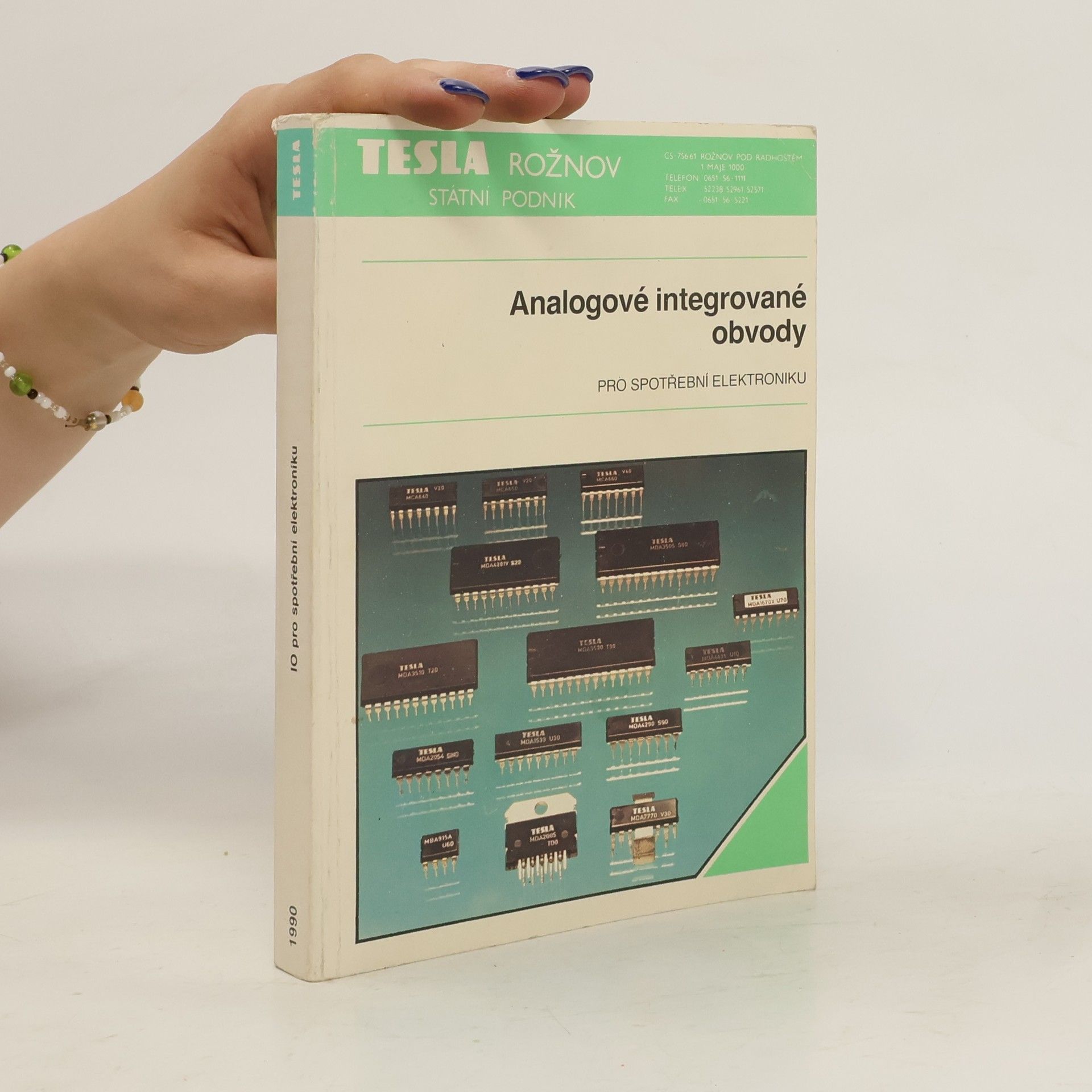 Collective Analogové integrované obvody pro spotřební elektroniku