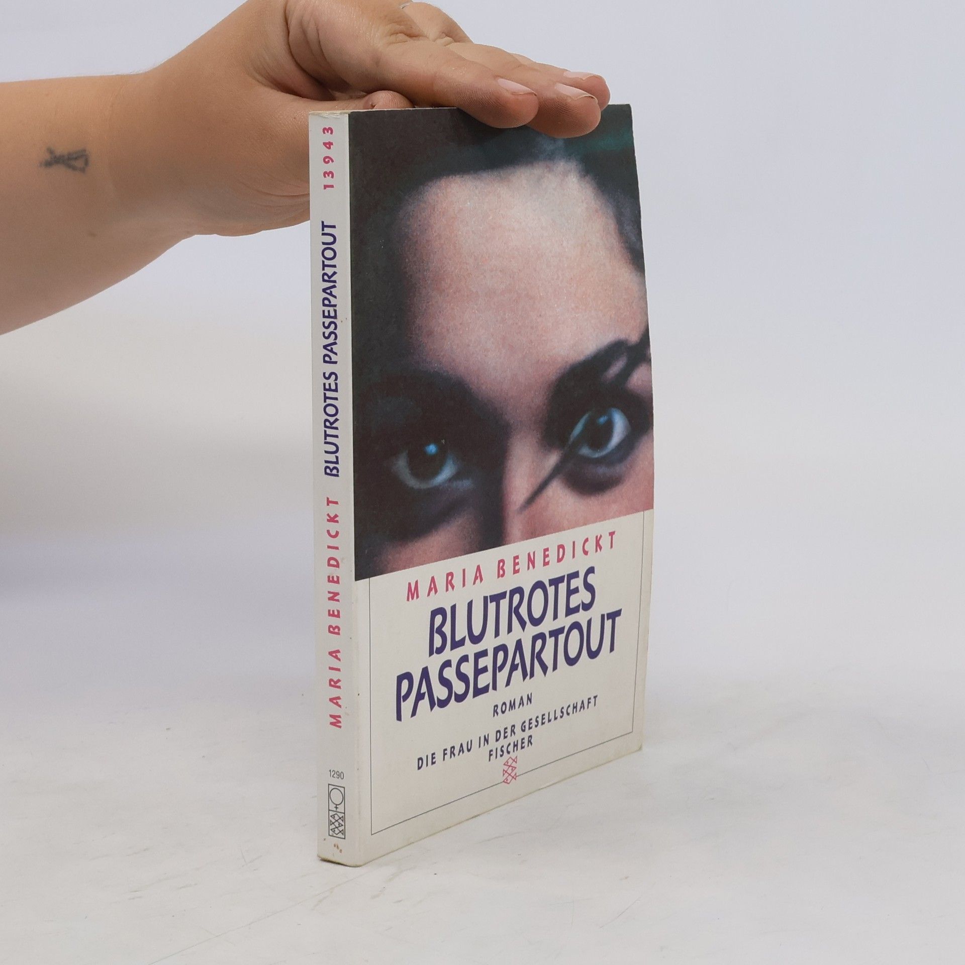 Maria Benedickt Blutrotes Passepartout : Roman