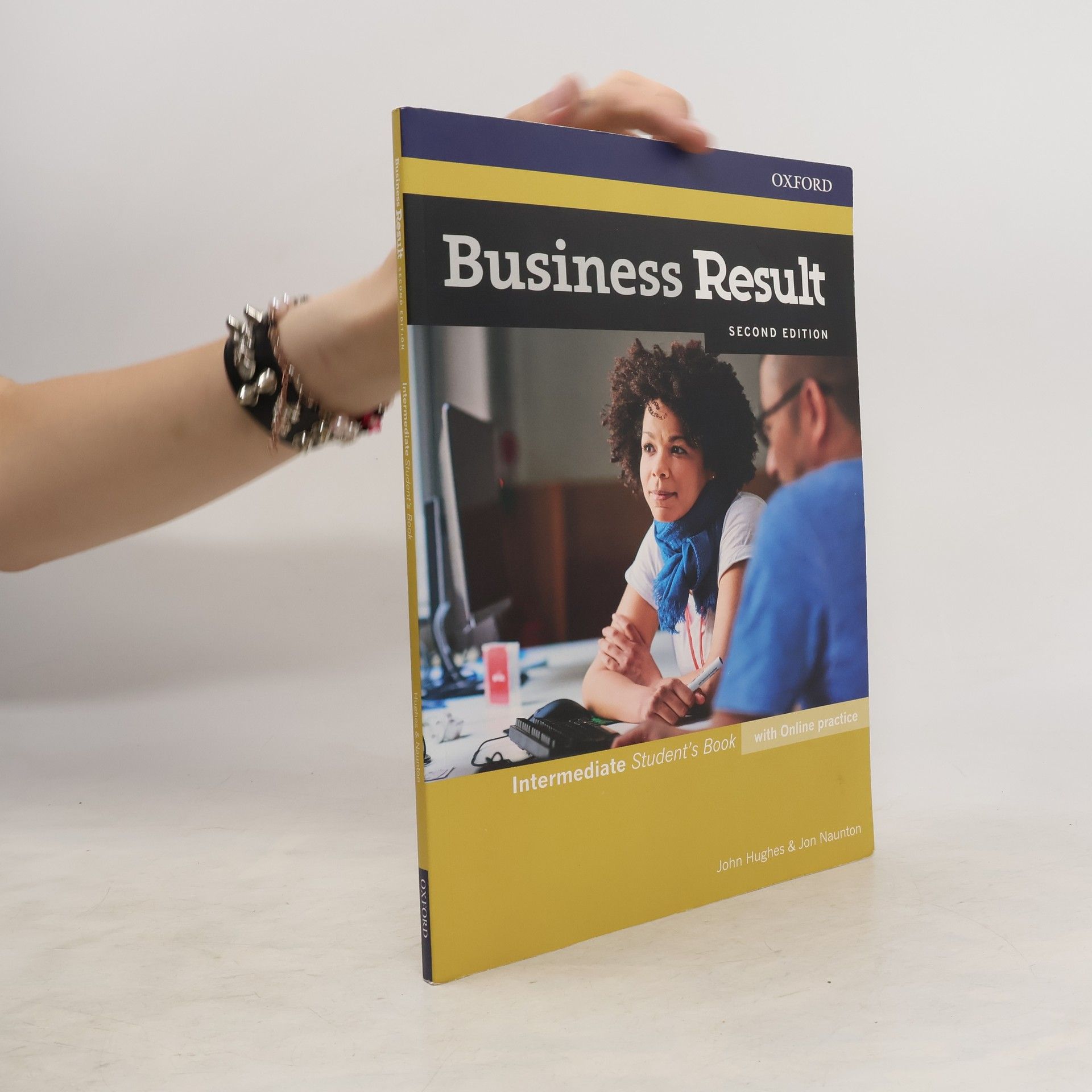 John Hughes Business result: Intermediate: Student's book with online practice
