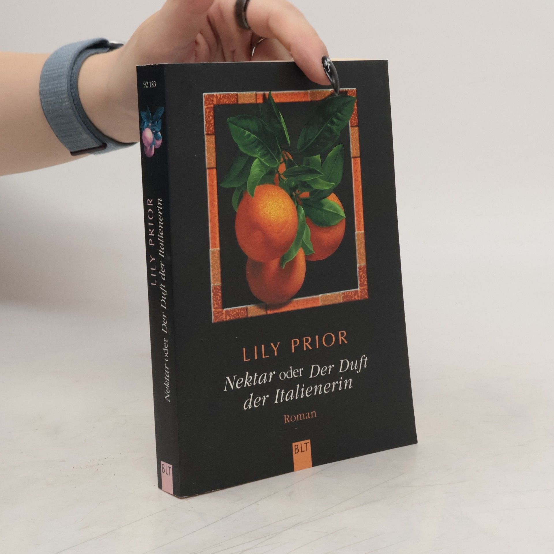 Lily Prior Nektar oder der Duft der Italienerin