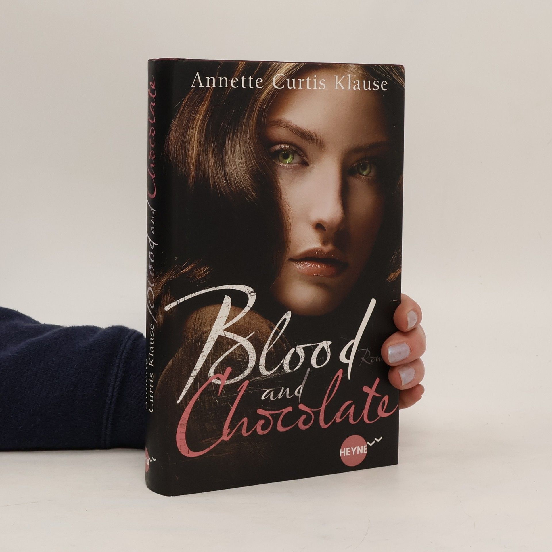 Annette Curtis Klause Blood and Chocolate