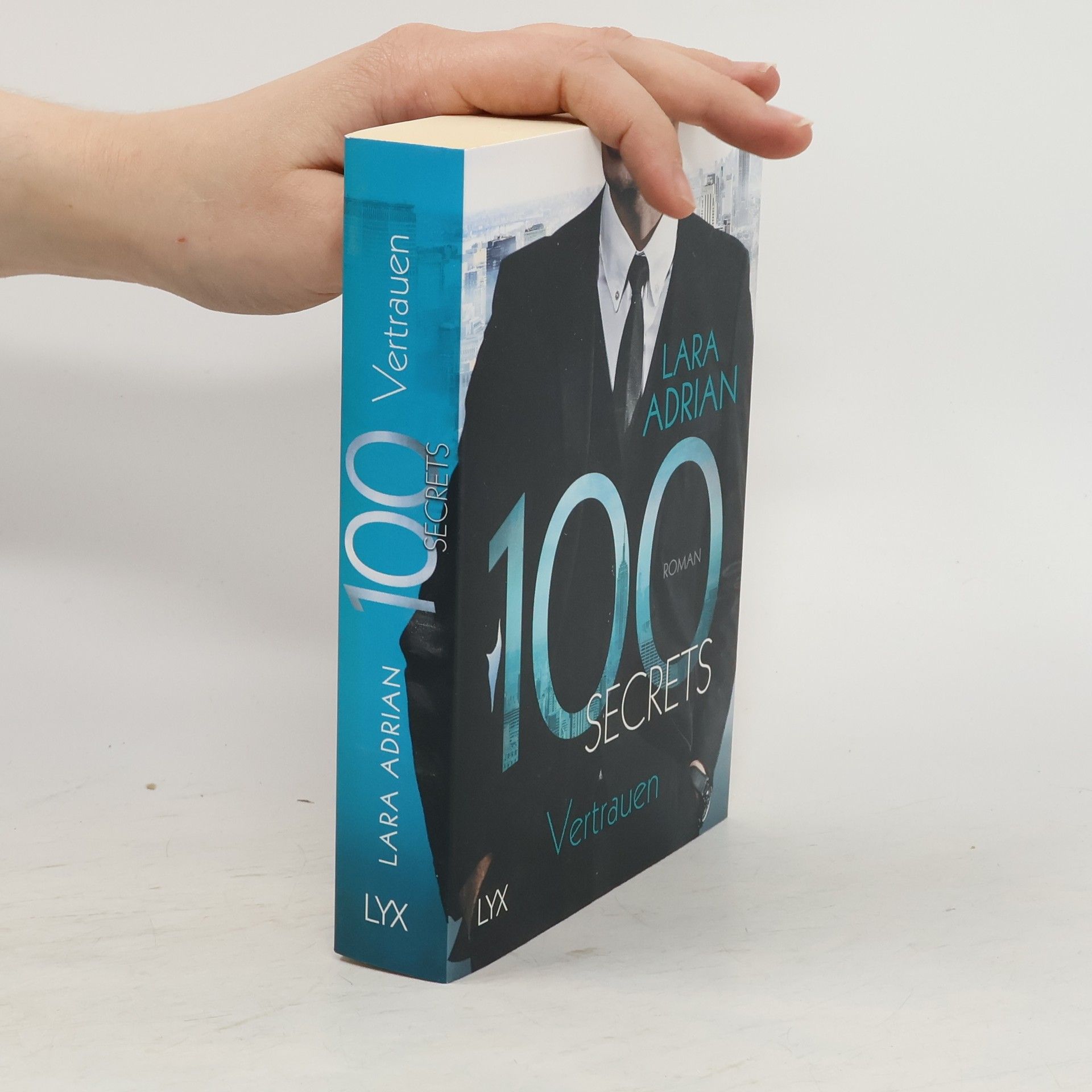 Lara Adrian 100 Secrets - Vertrauen
