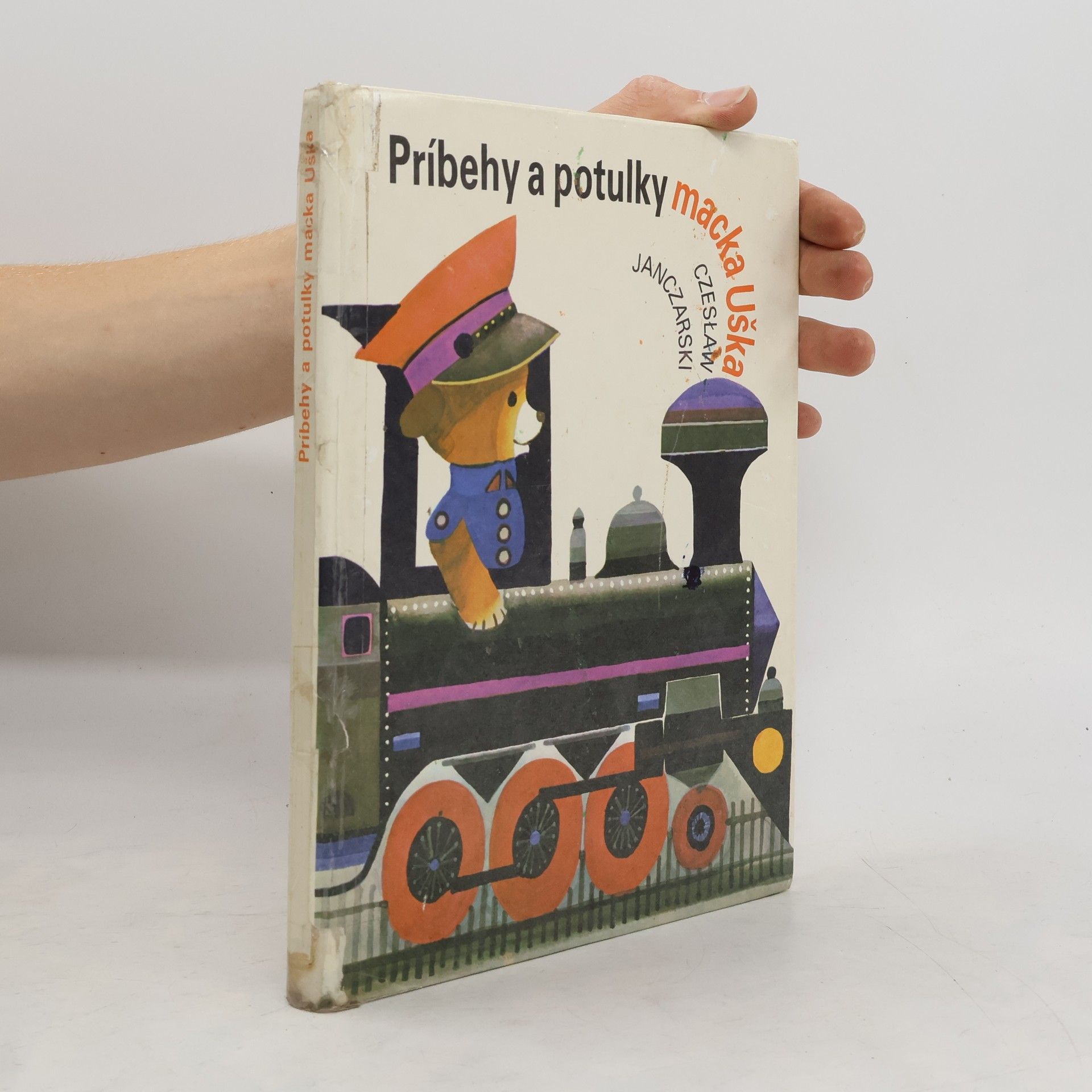Czeslaw Janczarski Príbehy a potulky macka Uška