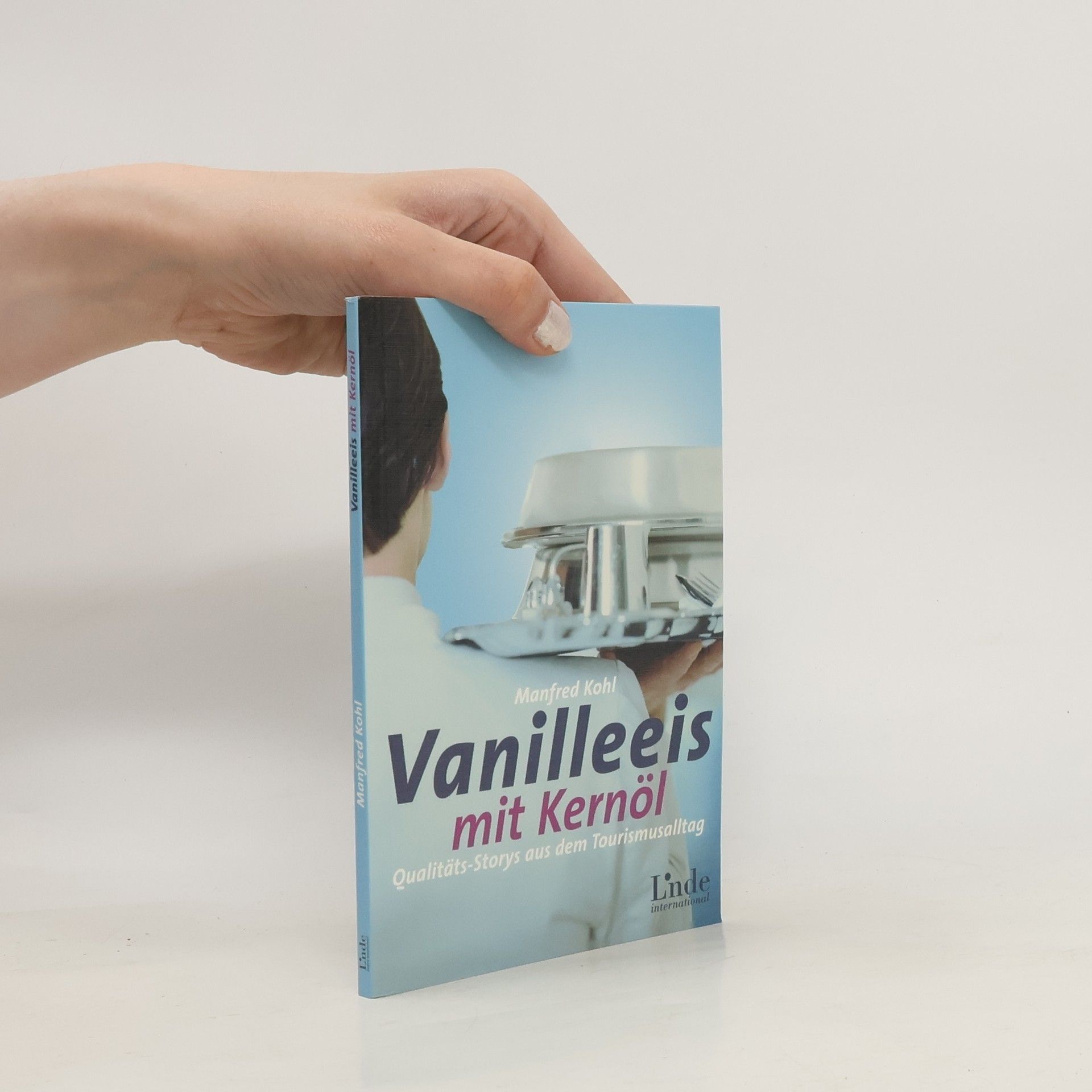 Manfred Kohl Vanilleeis mit Kernöl