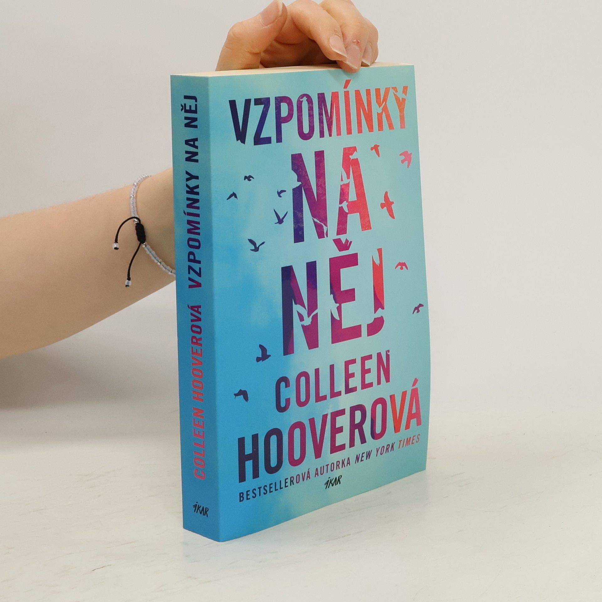 Colleen Hoover Vzpomínky na něj