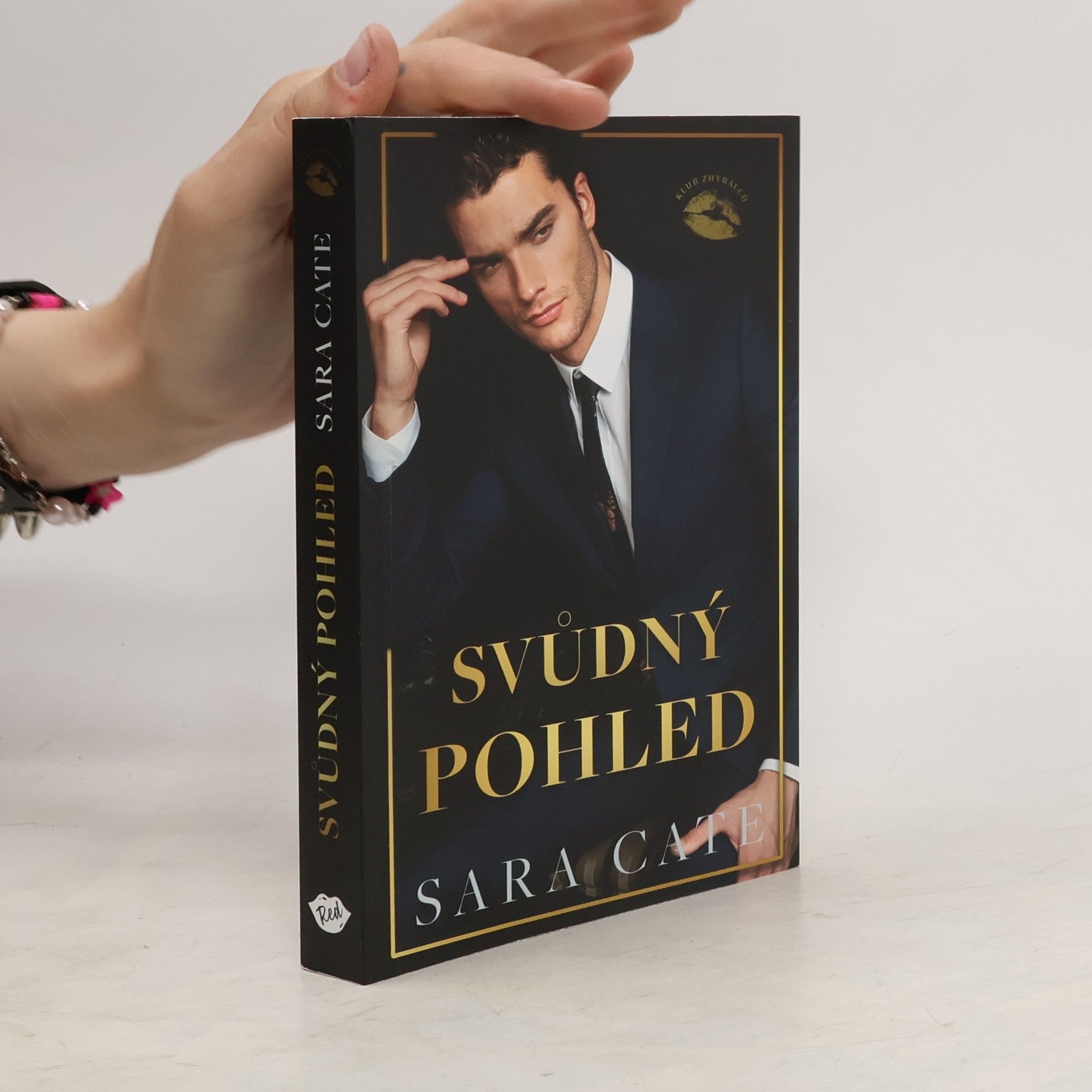 Sara Cate Svůdný pohled