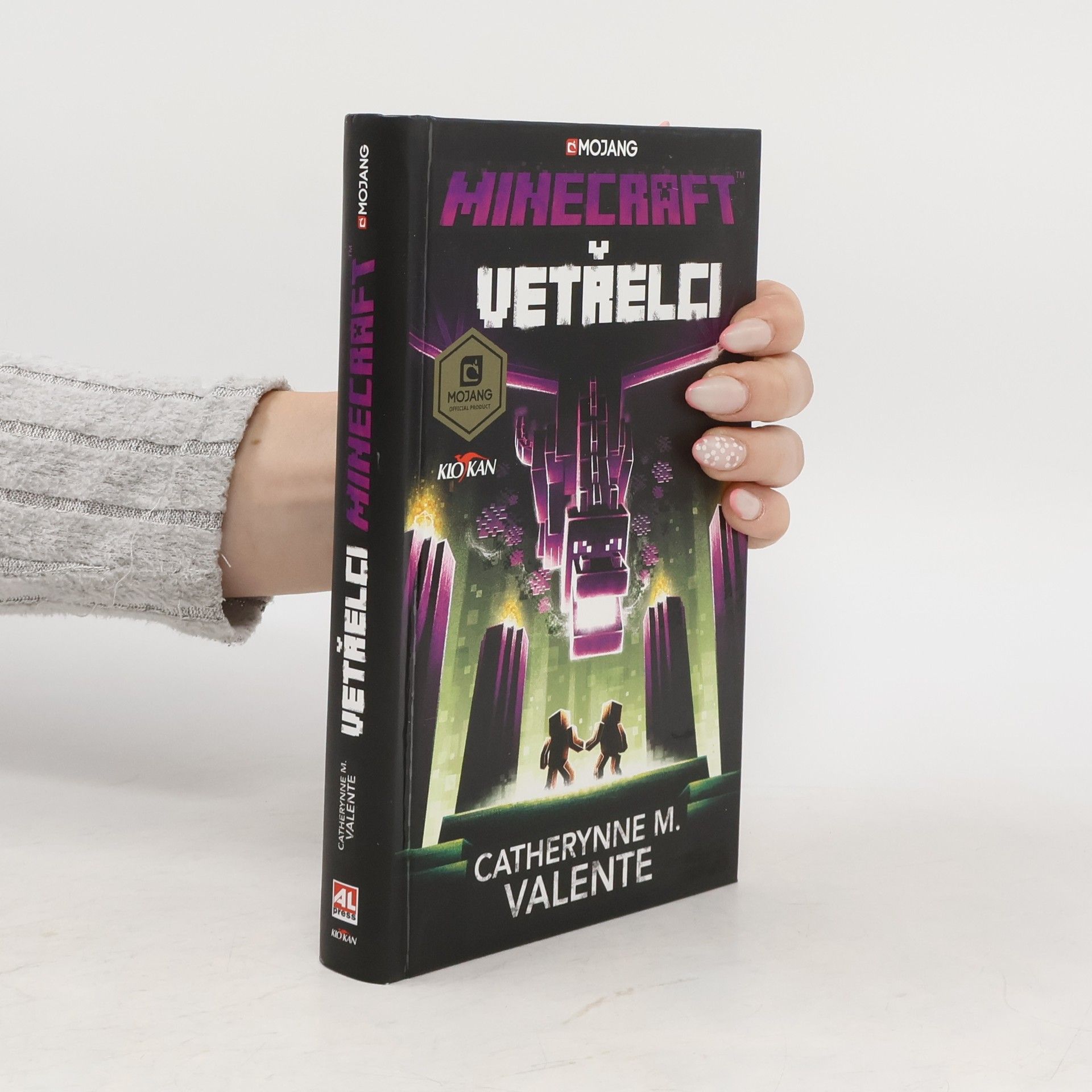 Catherynne M Valente Vetřelci