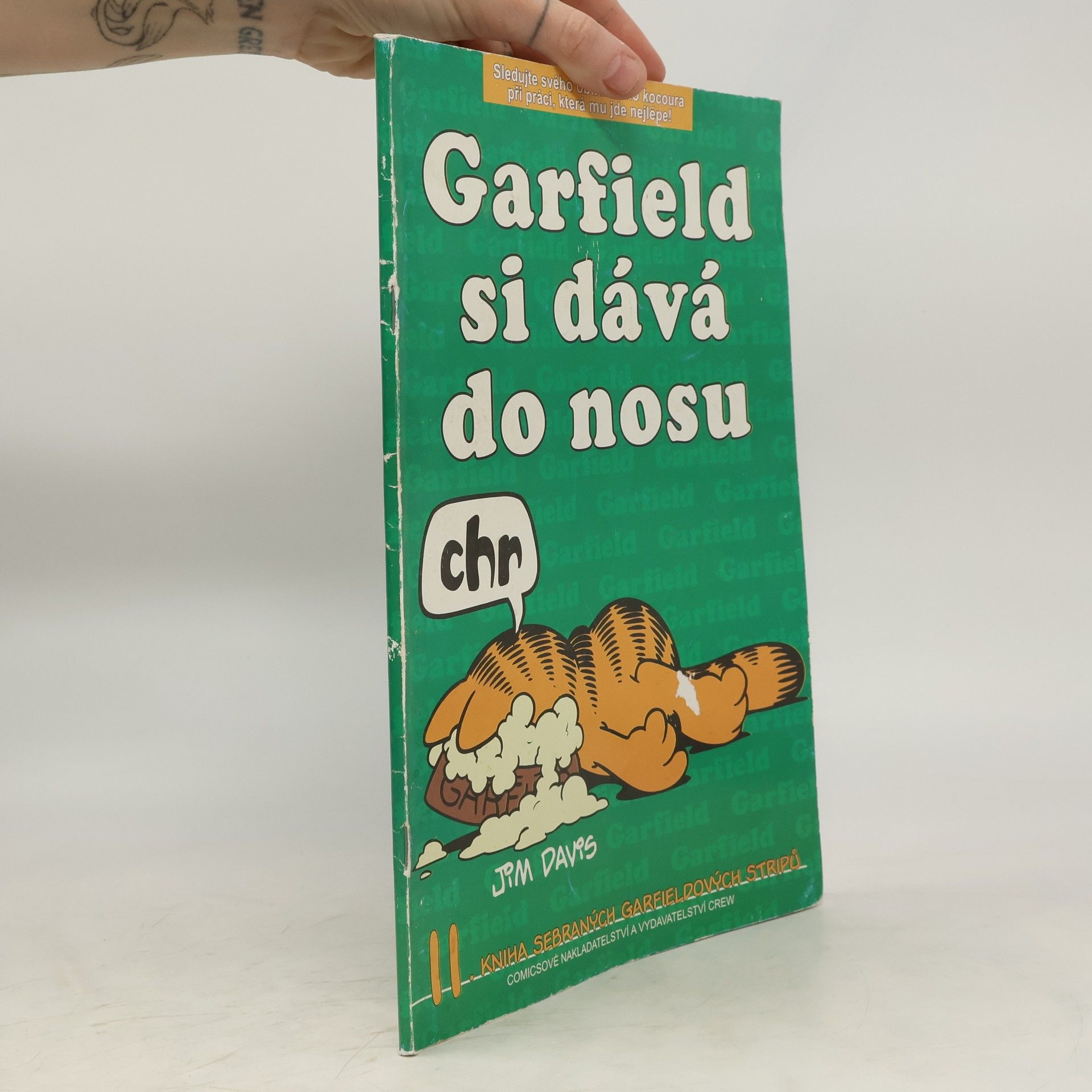 Jim Davis Garfield si dává do nosu