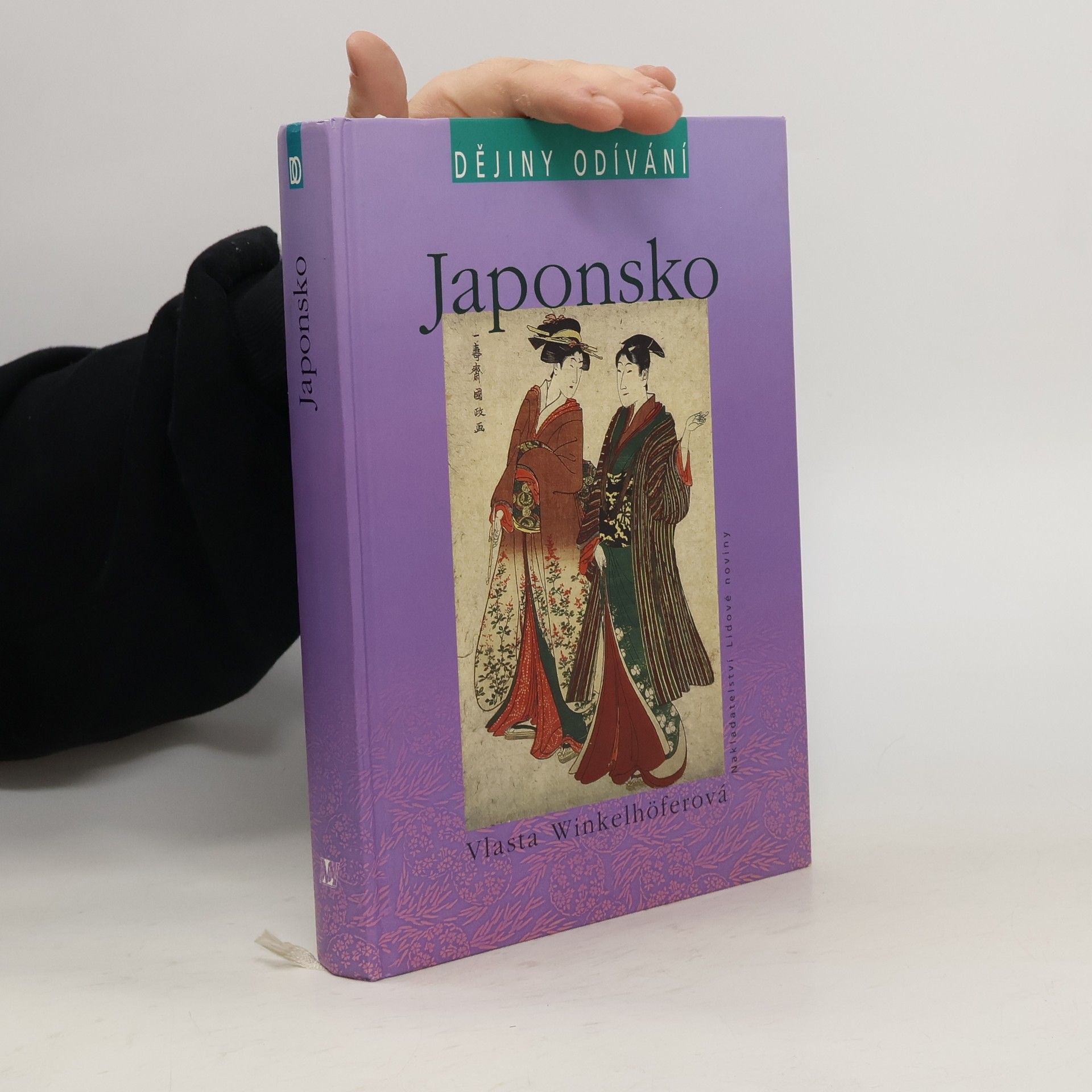 Vlasta Winkelhöferová Dějiny odívání. Japonsko