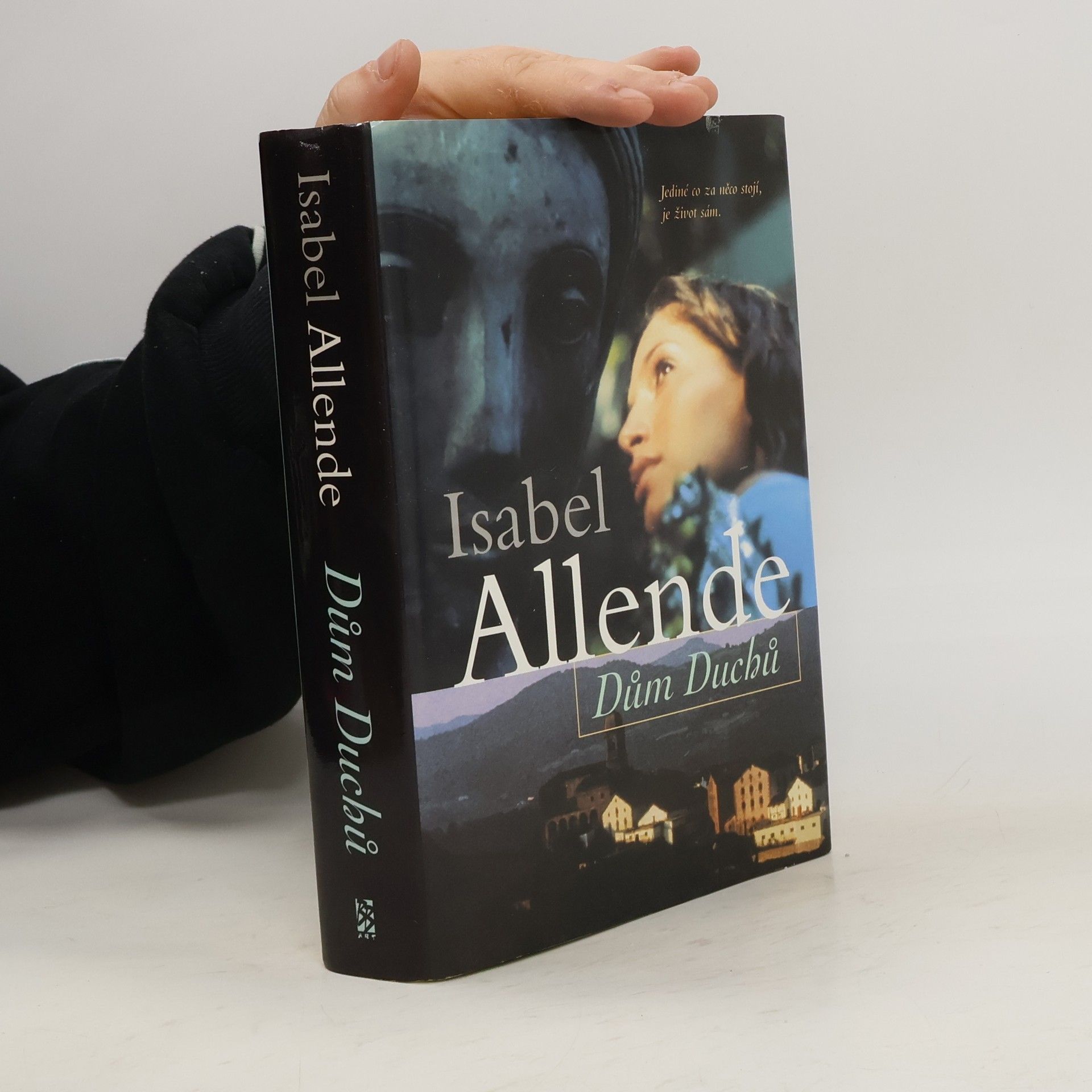 Isabel Allende Dům Duchů