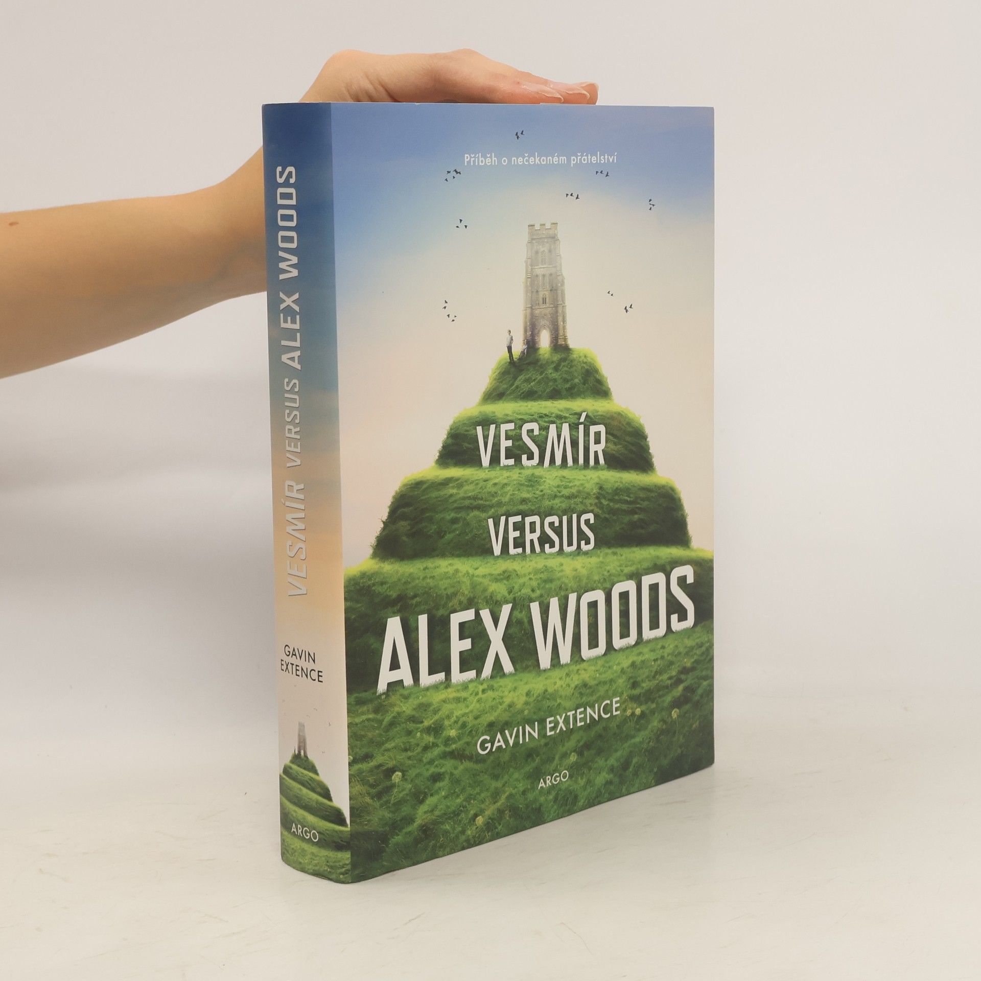 Gavin Extence Vesmír versus Alex Woods