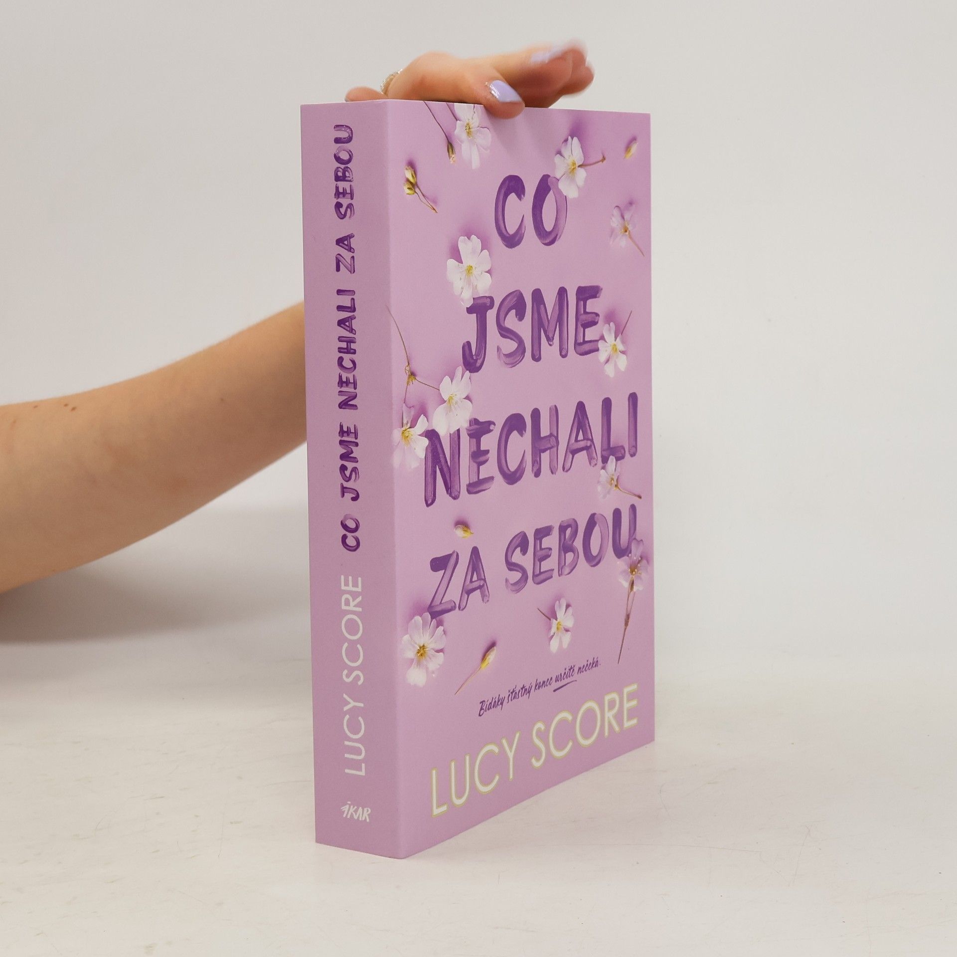 Lucy Score Co jsme nechali za sebou