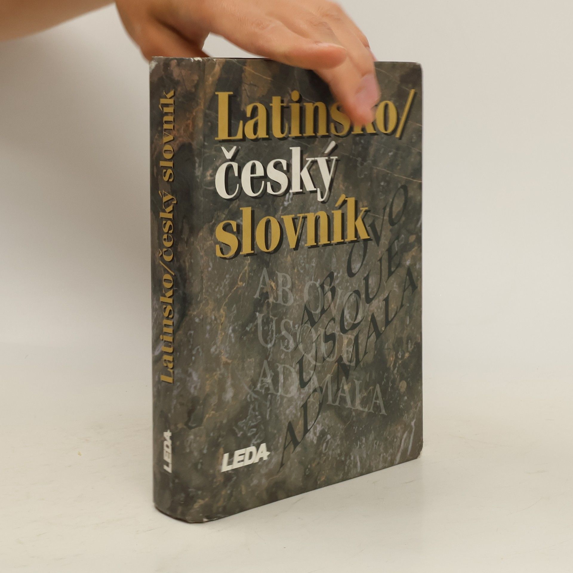Jan Kábrt Latinsko-český slovník
