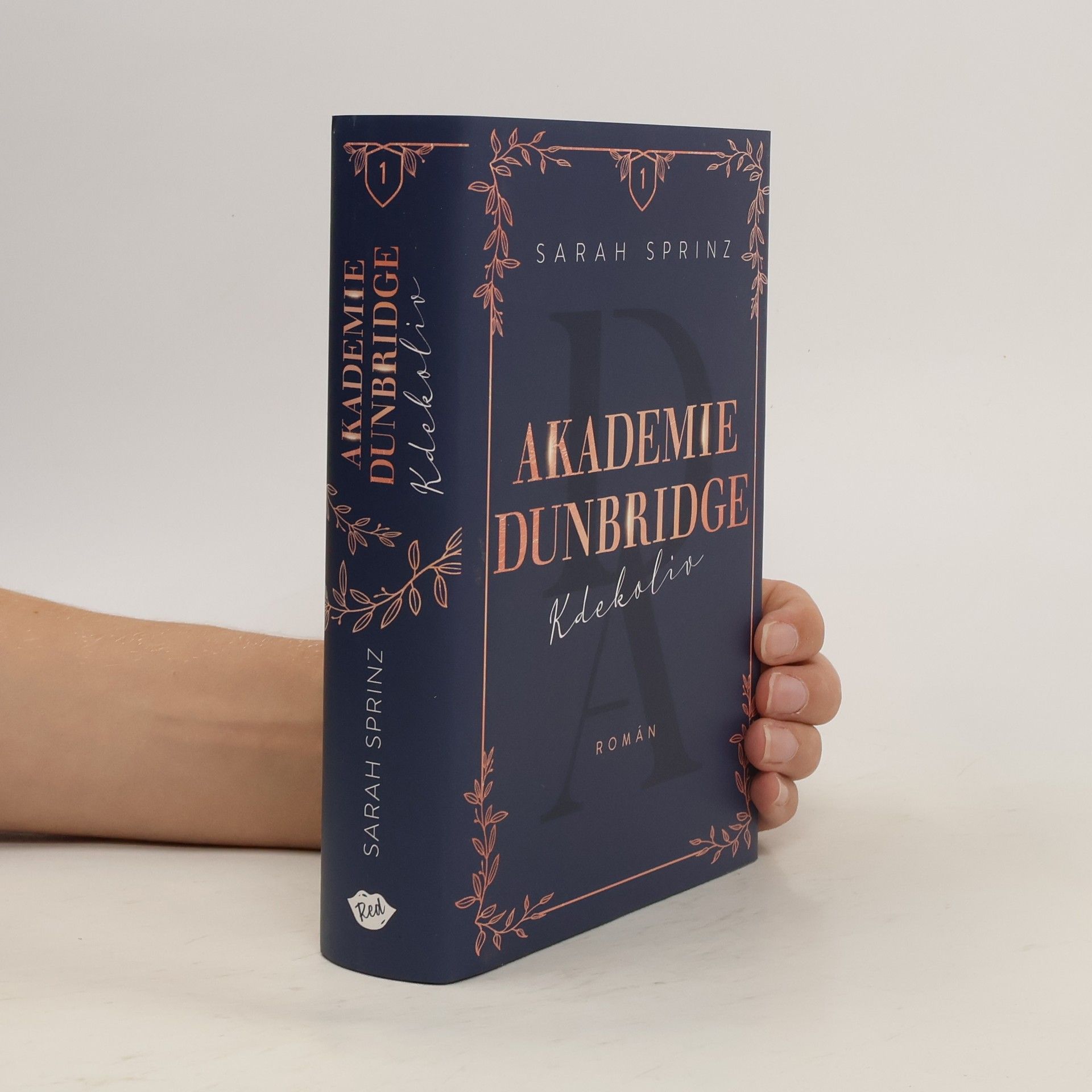 Sarah Sprinz Akademie Dunbridge. Kdekoliv