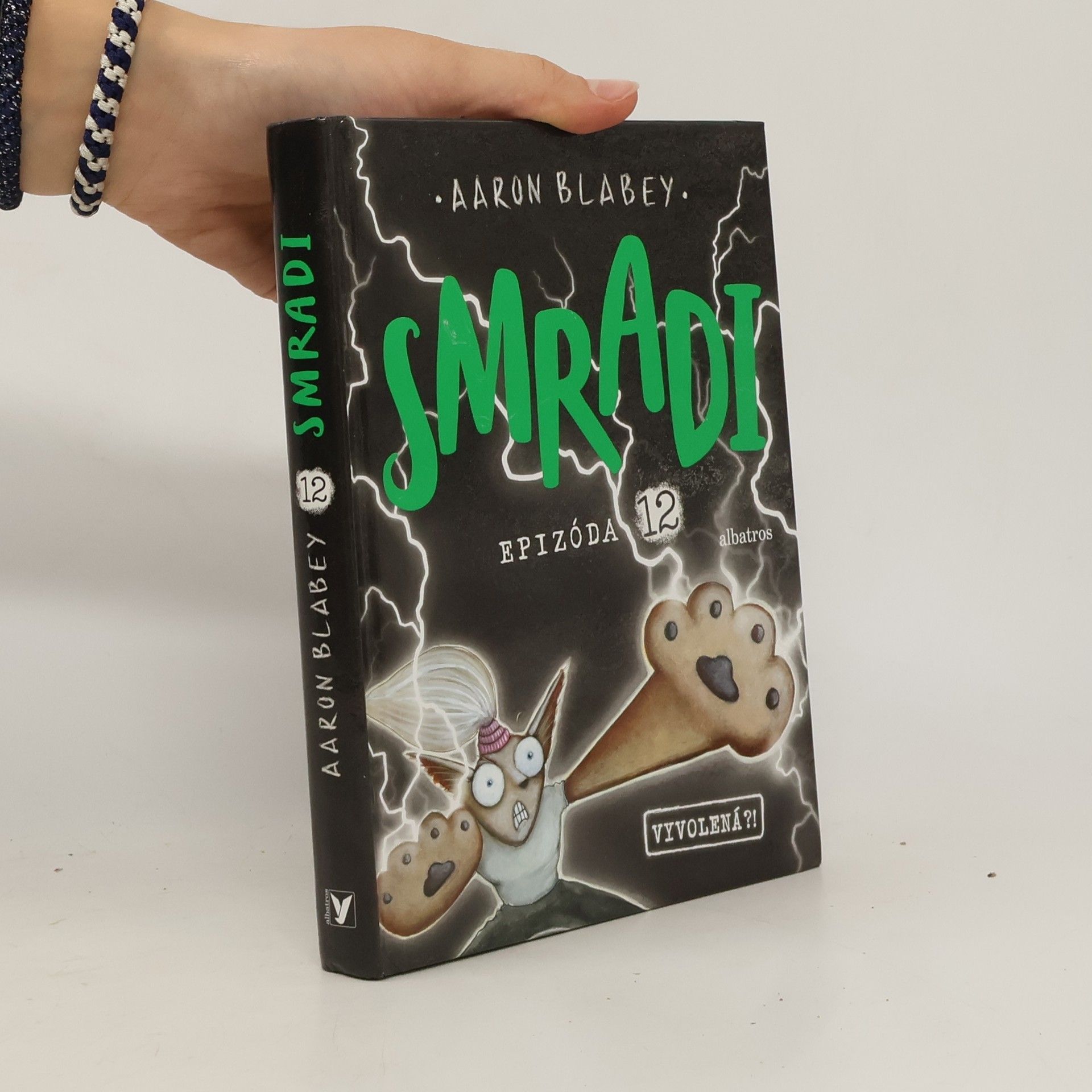 Smradi. Epizóda 12. Vyvolená?!