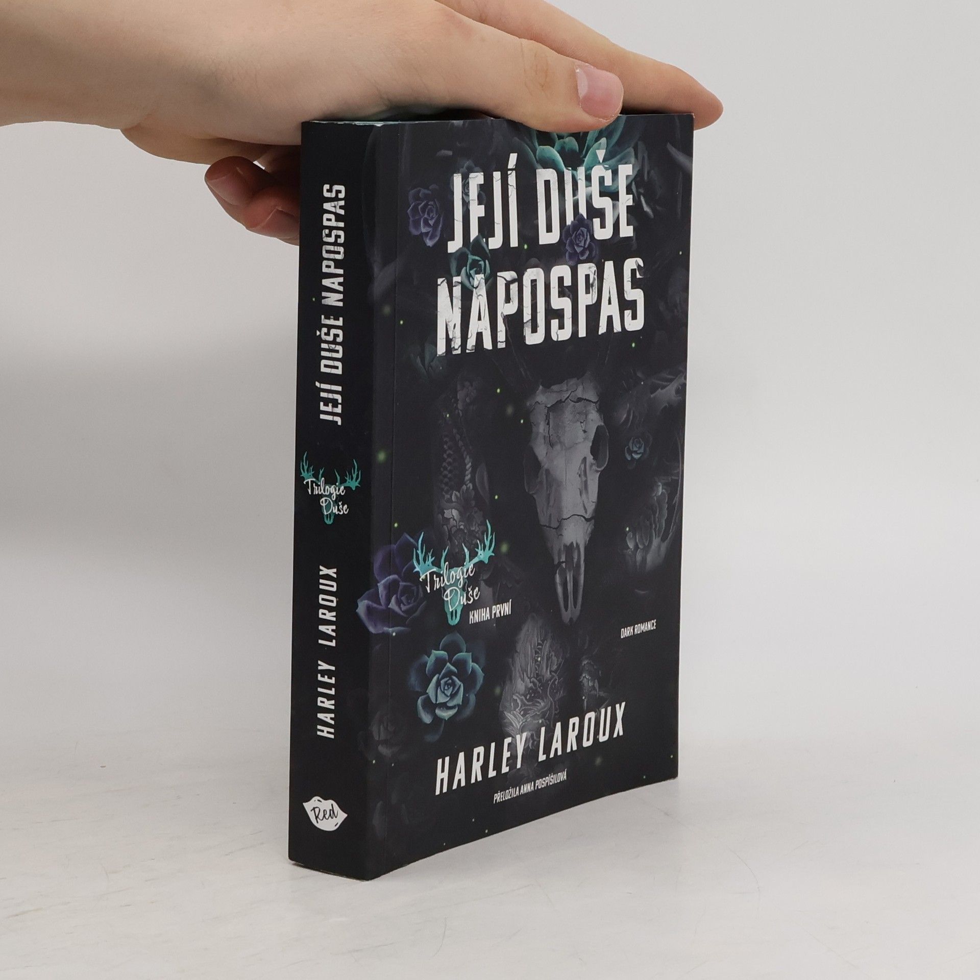 Harley Laroux Její duše napospas
