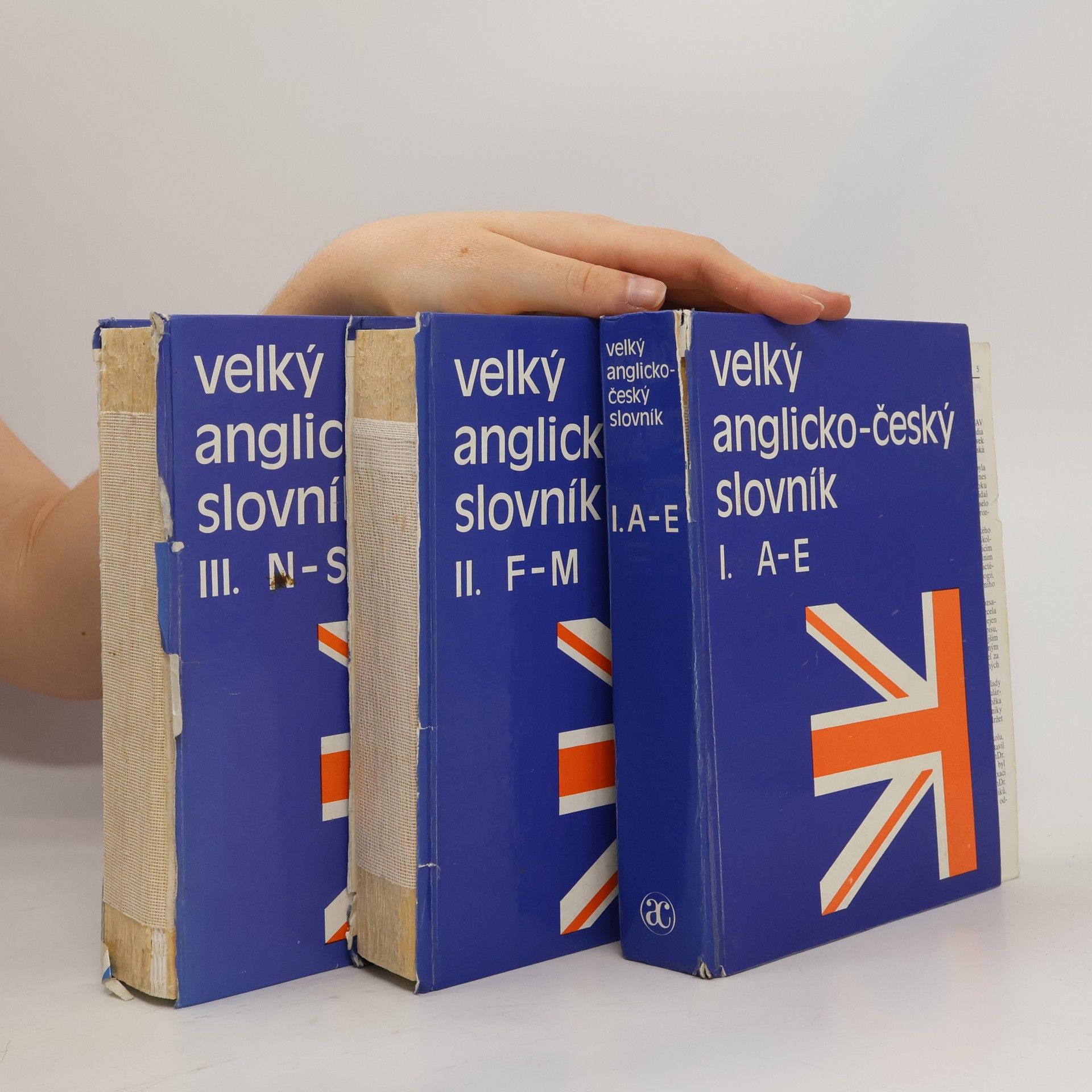 Karel Hais Velký anglicko-český slovník I. A-G; II. H-R; III. S-Z