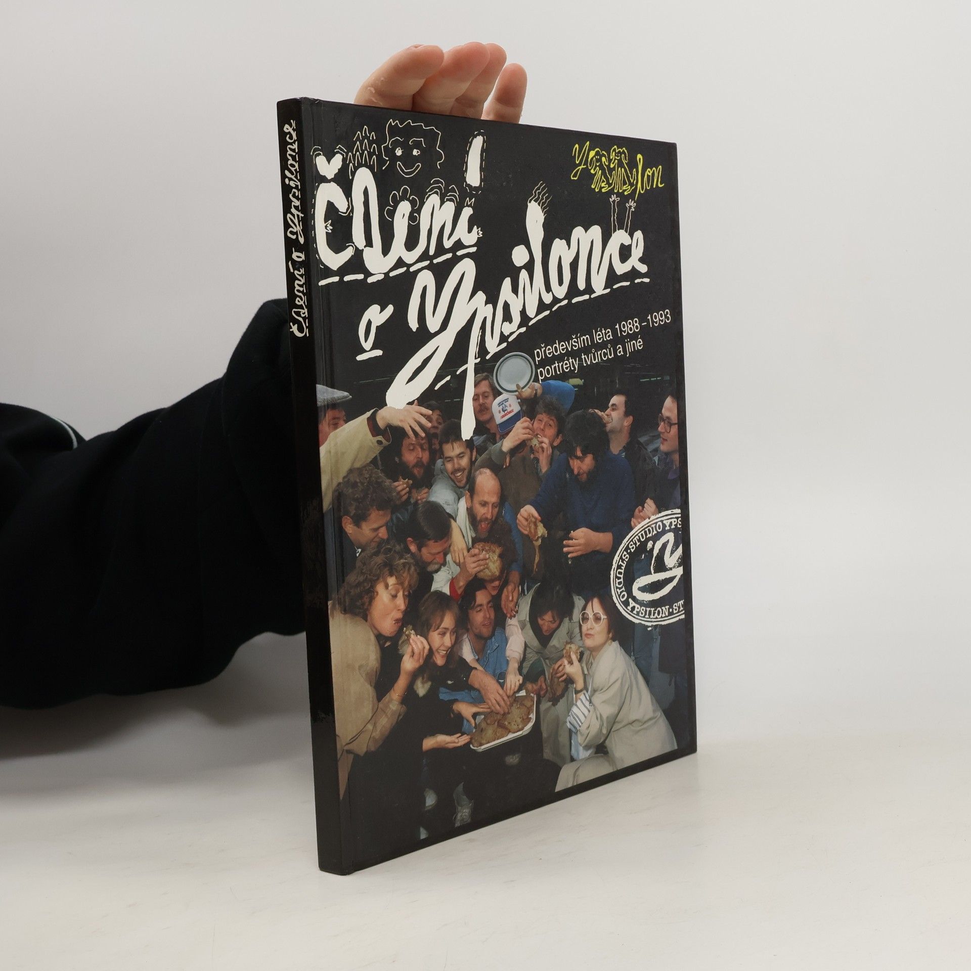 Collectif d'auteurs Čtení o Ypsilonce