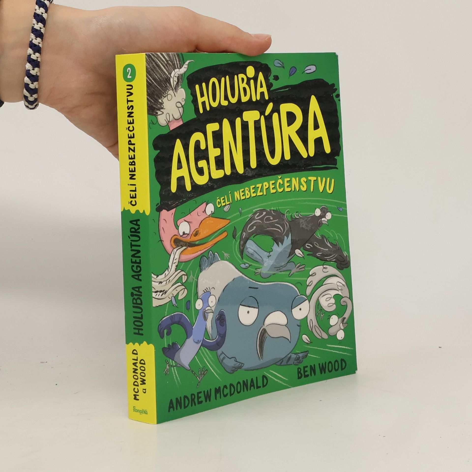 Andrew McDonald Holubia agentúra čelí nebezpečenstvu