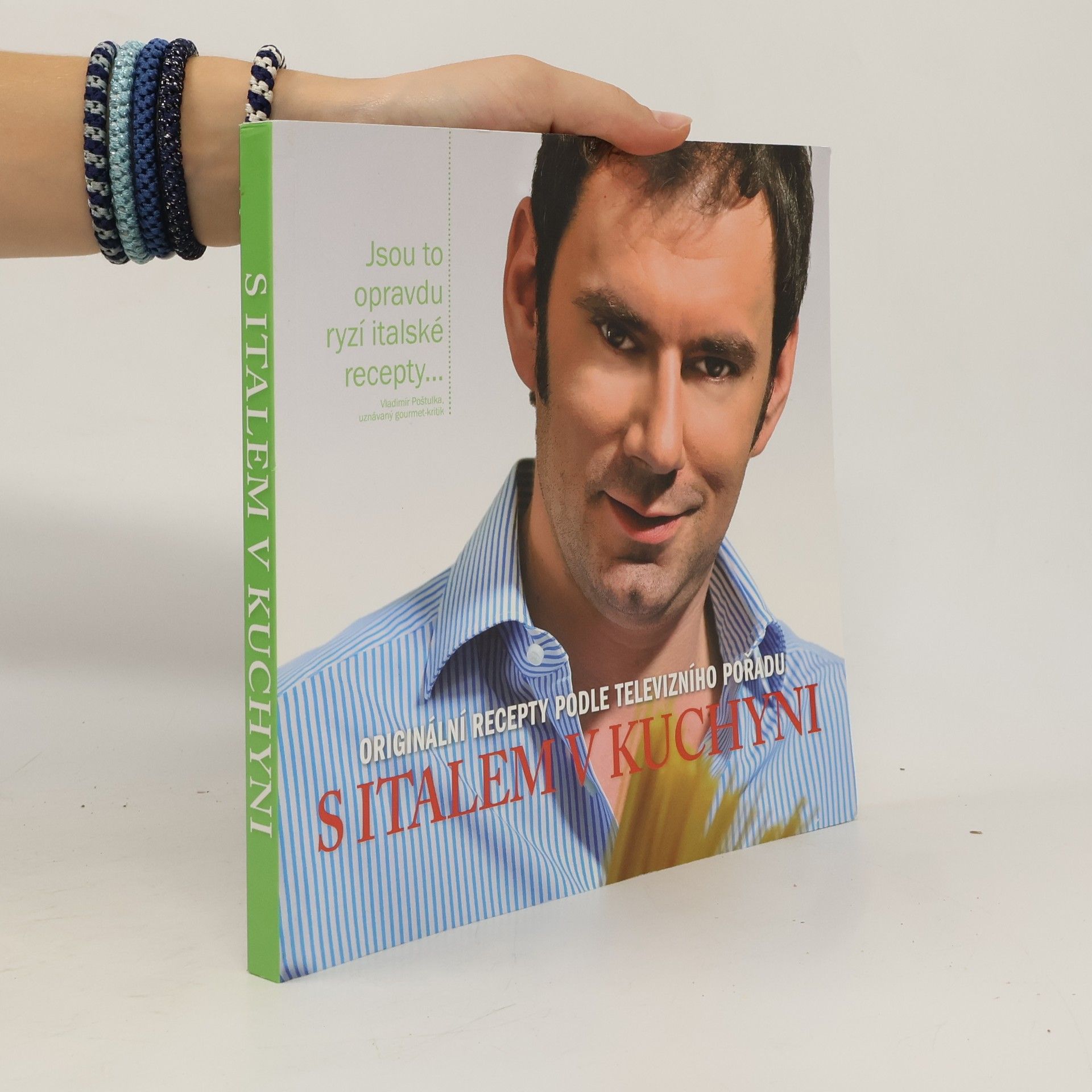 Emanuele Ridi S Italem v kuchyni