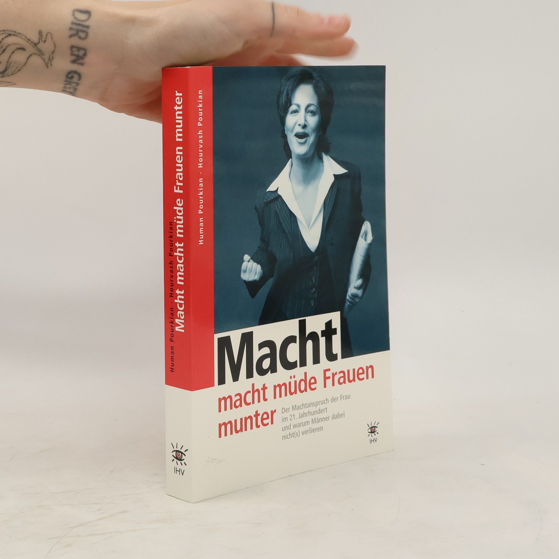 Human Pourkian Macht macht müde Frauen munter