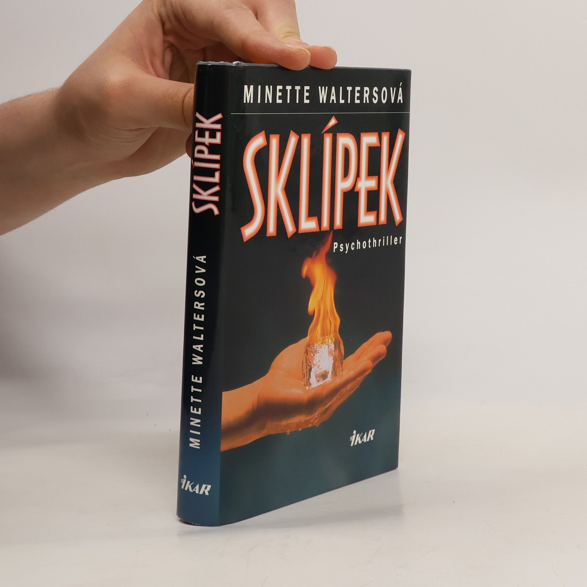Minette Walter Sklípek