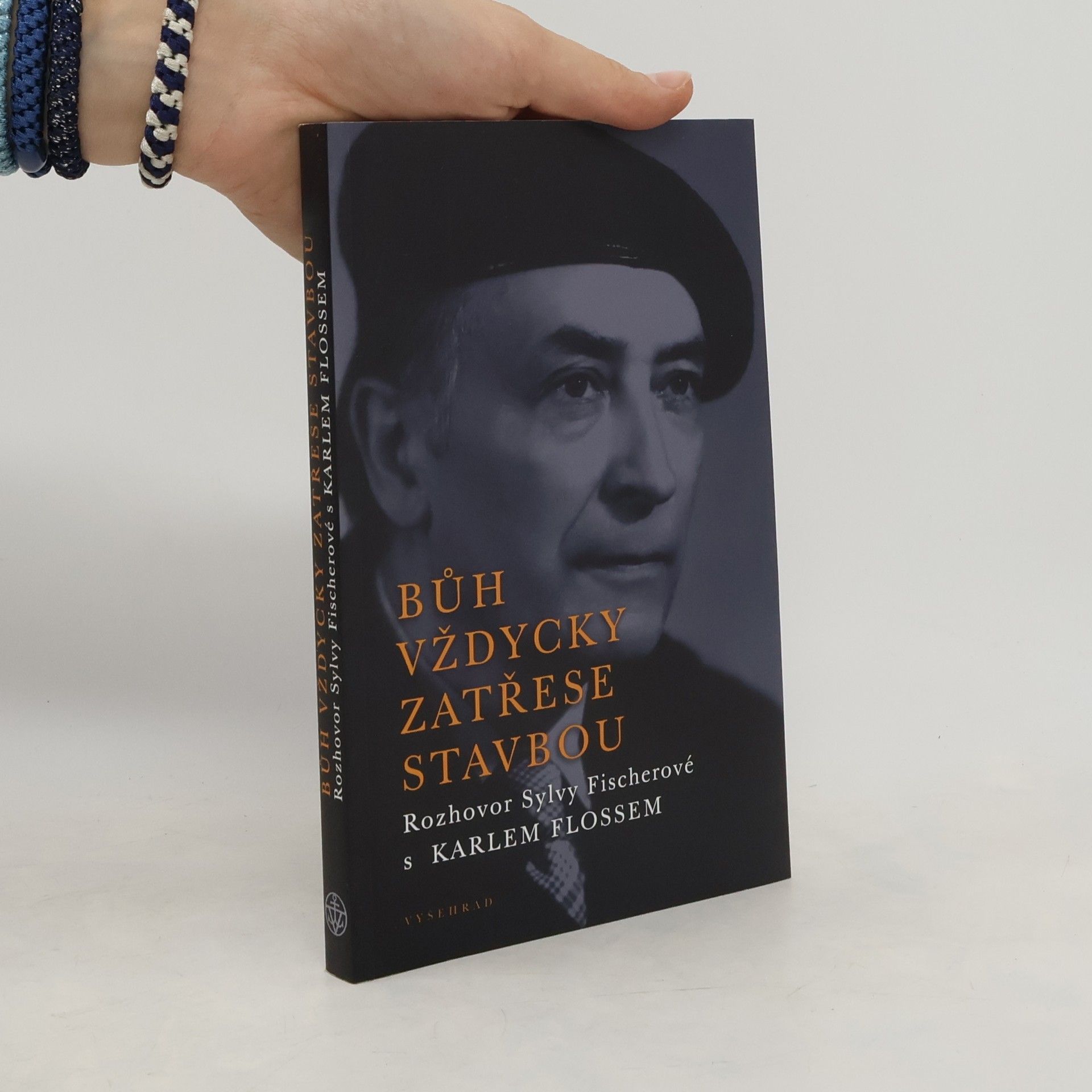 Karel Floss Bůh vždycky zatřese stavbou