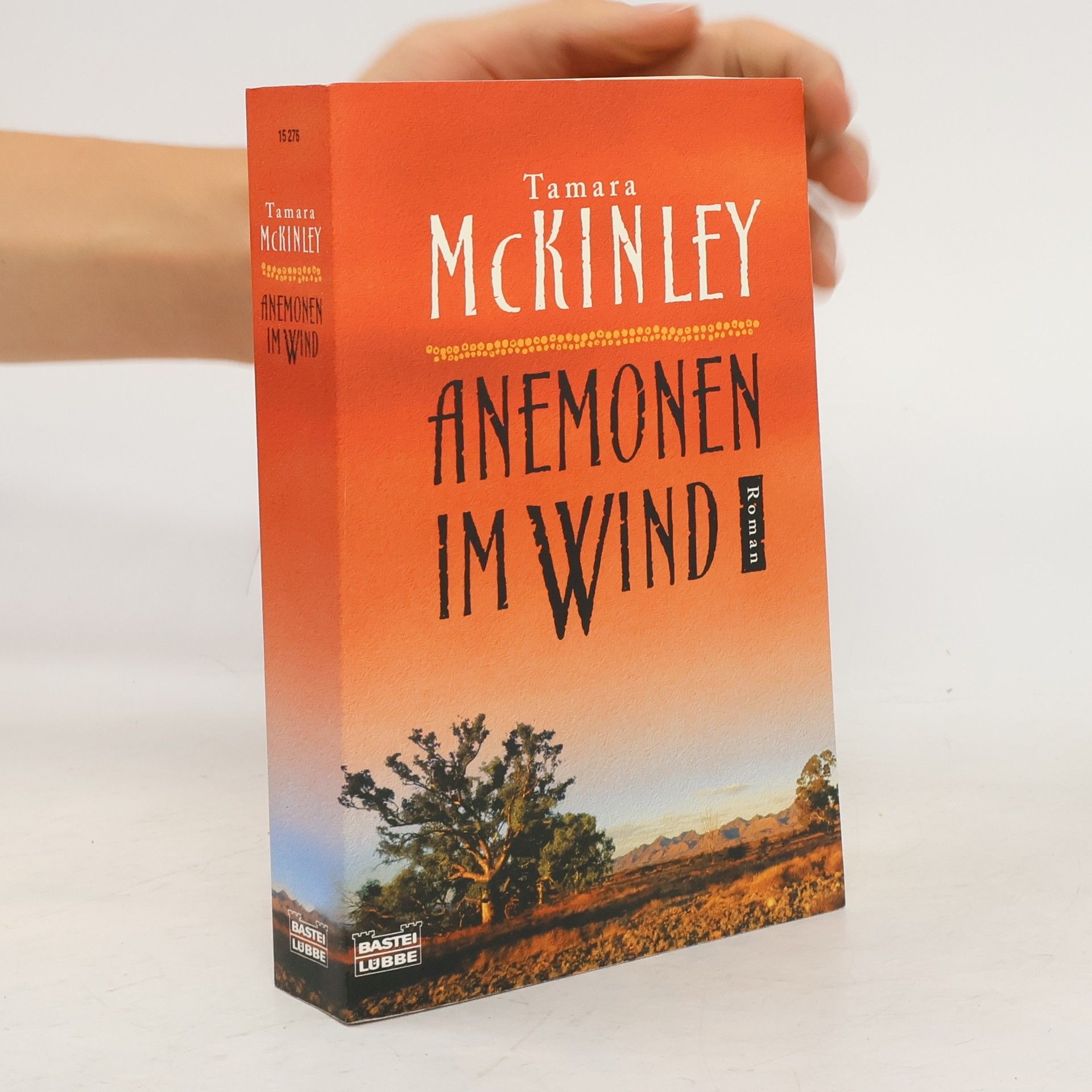 Tamara McKinley Anemonen im Wind