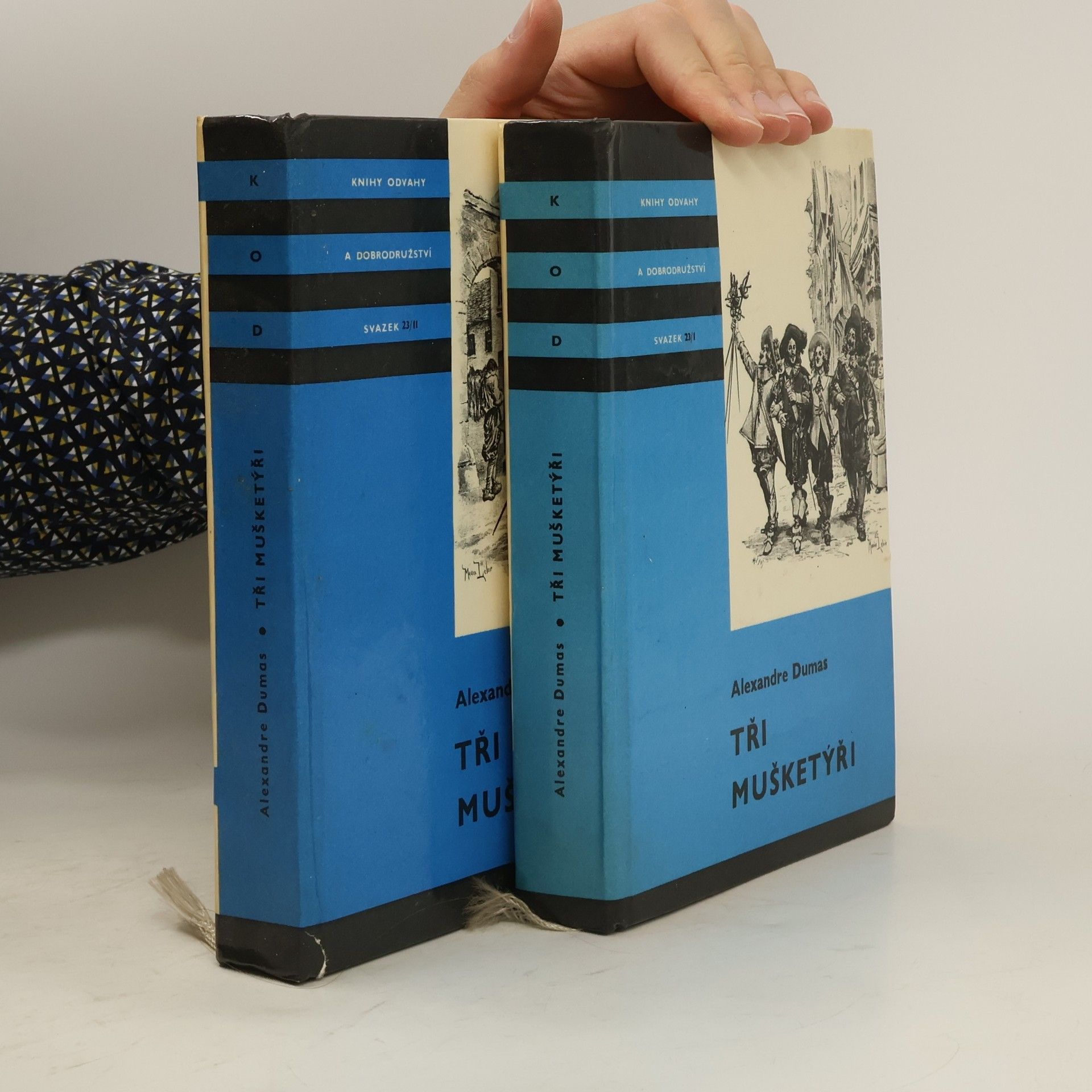 Alexandre Dumas starší Tři mušketýři 1.-2. díl.
